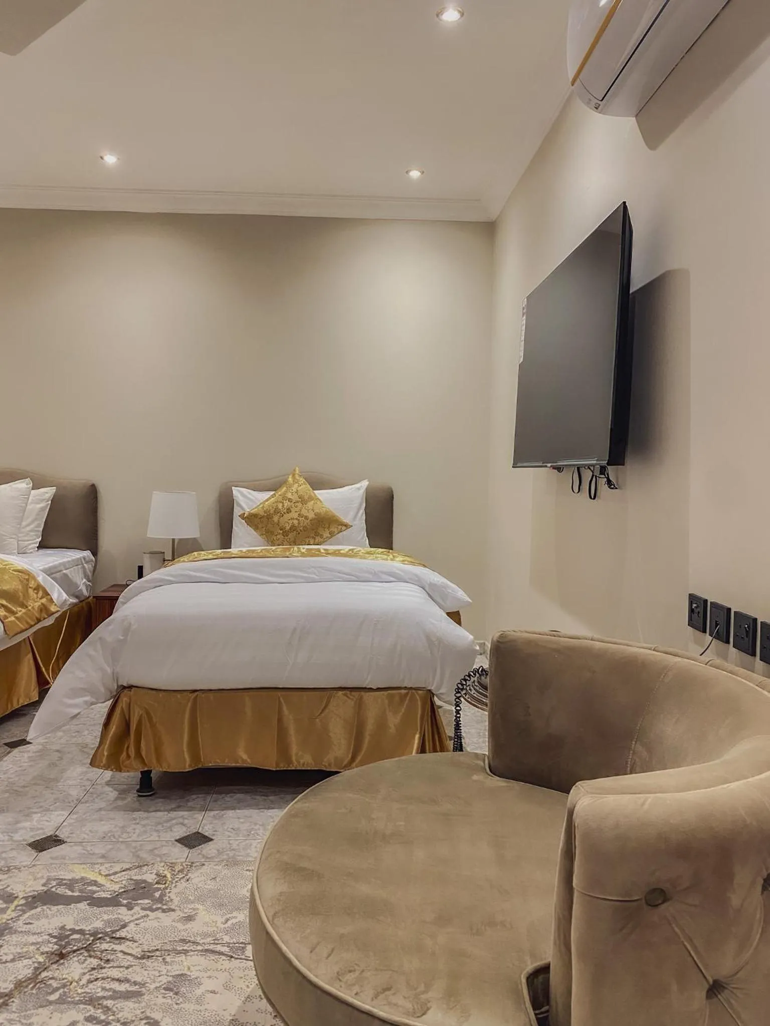 Bed in Comfort Inn Al Taawon - Family Only