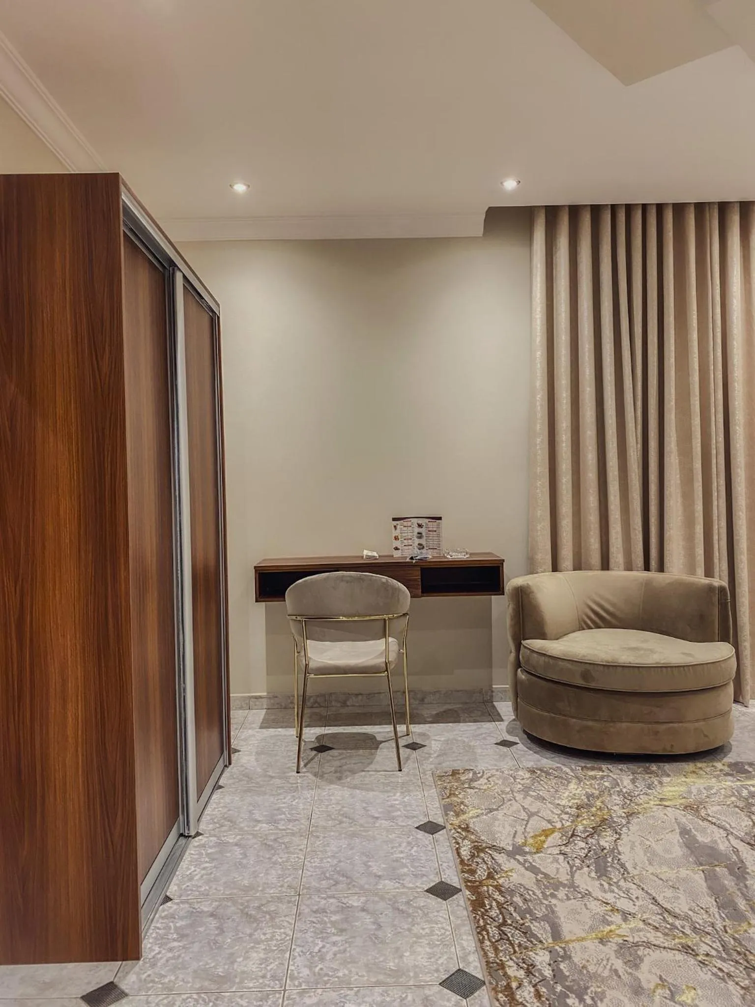 Comfort Inn Al Taawon - Family Only