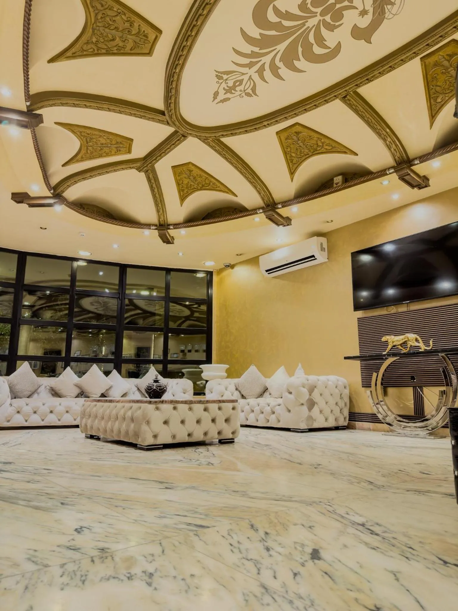 Comfort Inn Al Taawon - Family Only