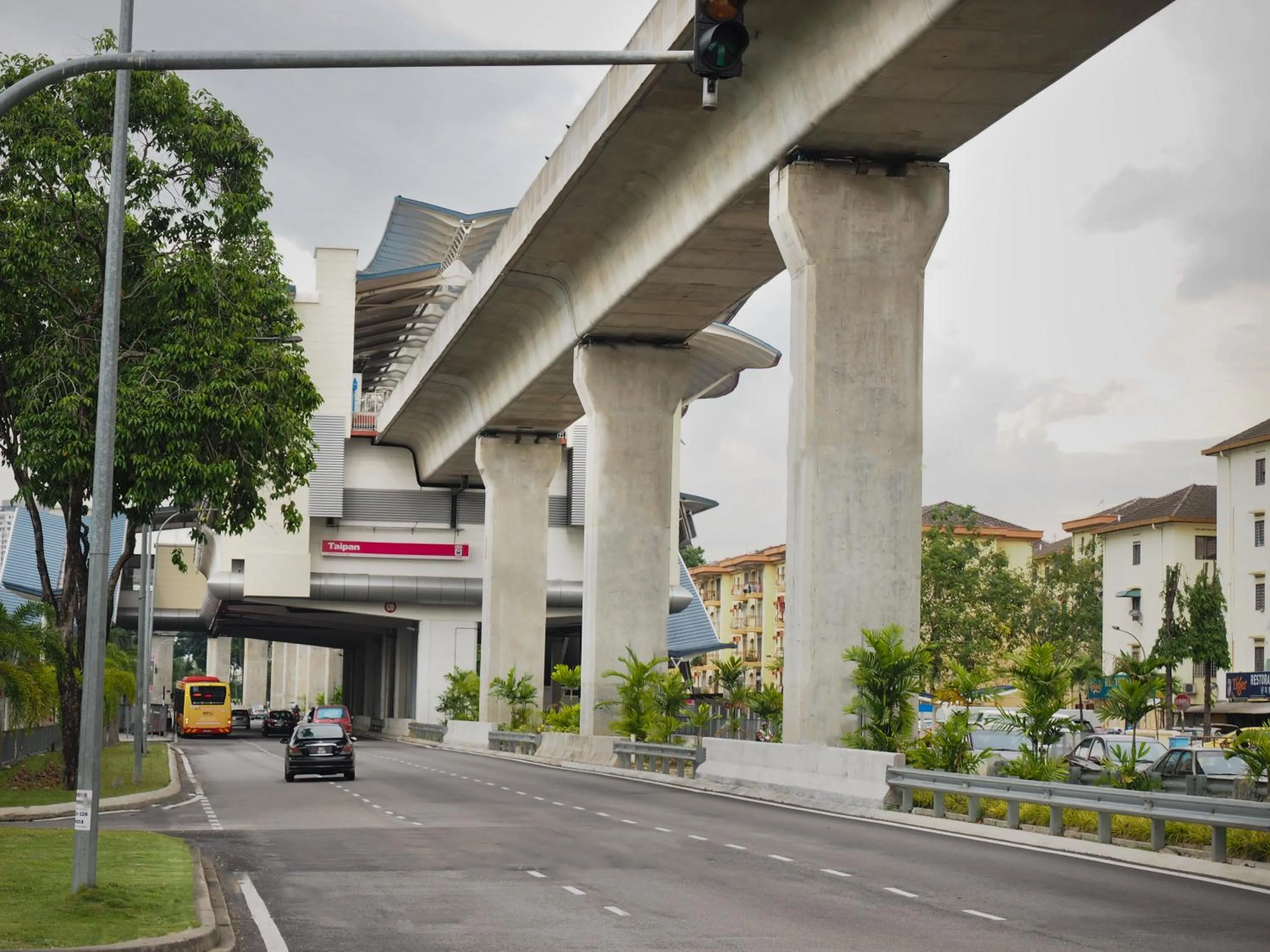 Property building in Sun Inns Hotel Subang
