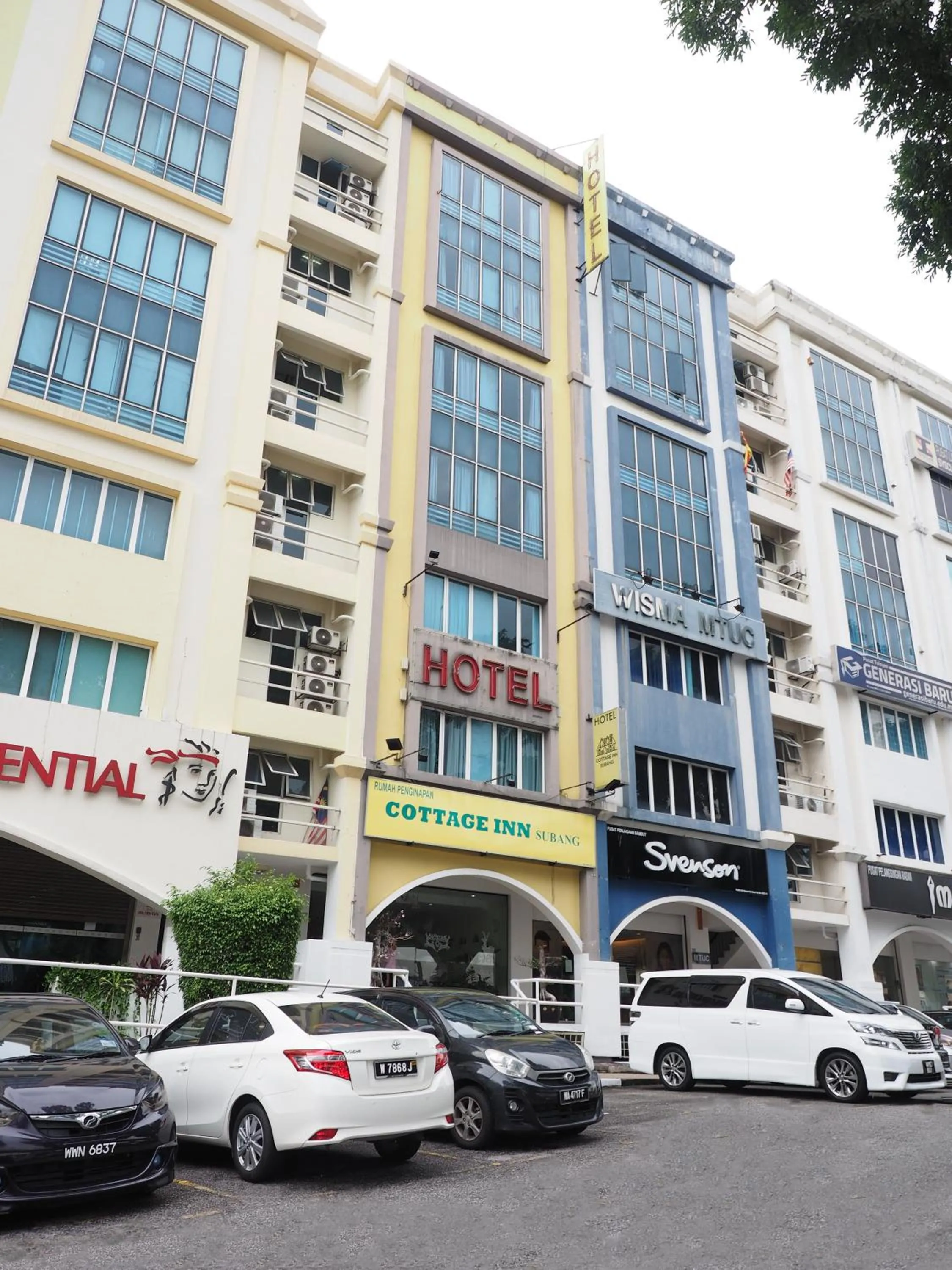 Property building in Sun Inns Hotel Subang