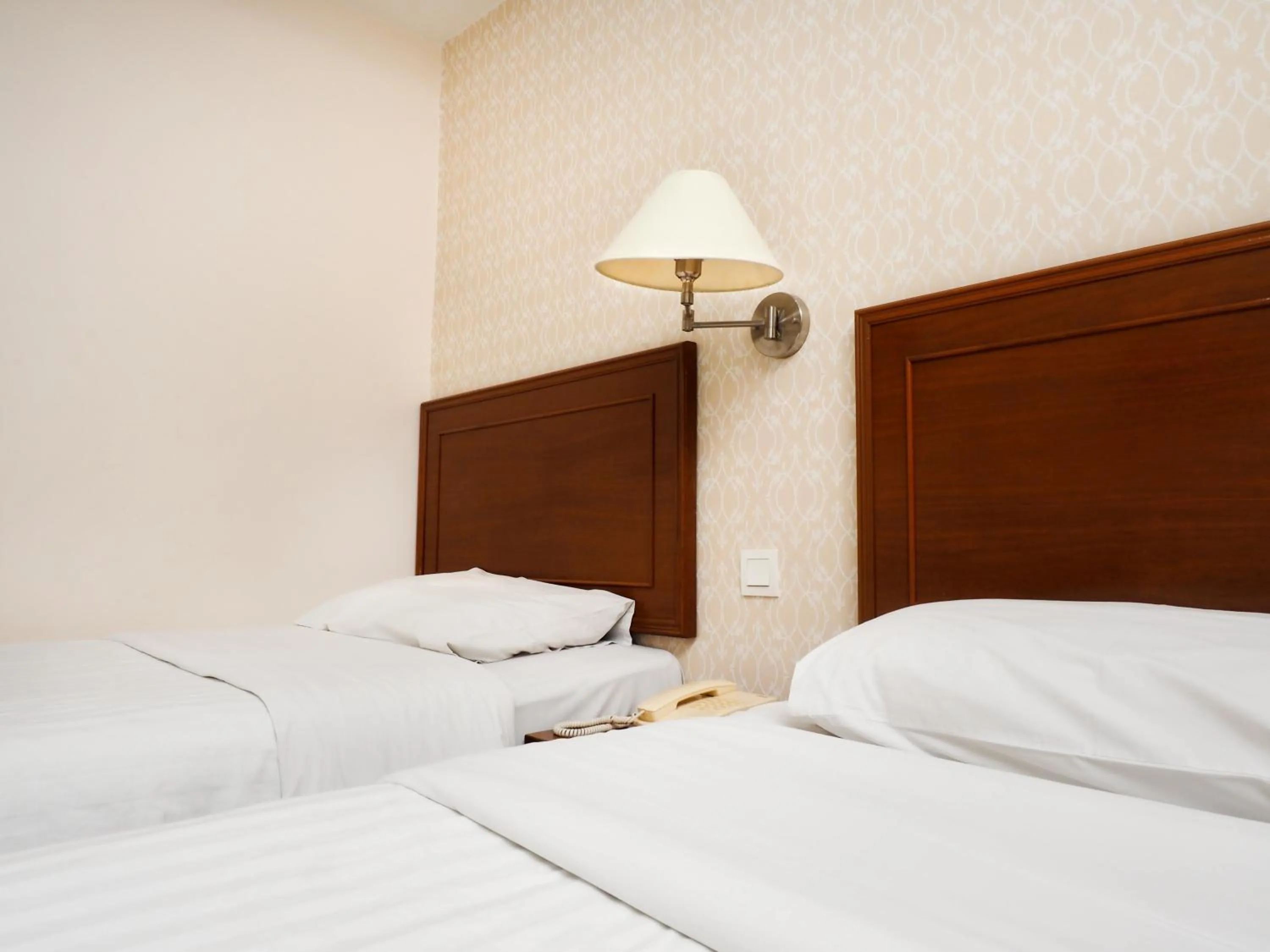 Bed in Sun Inns Hotel Subang