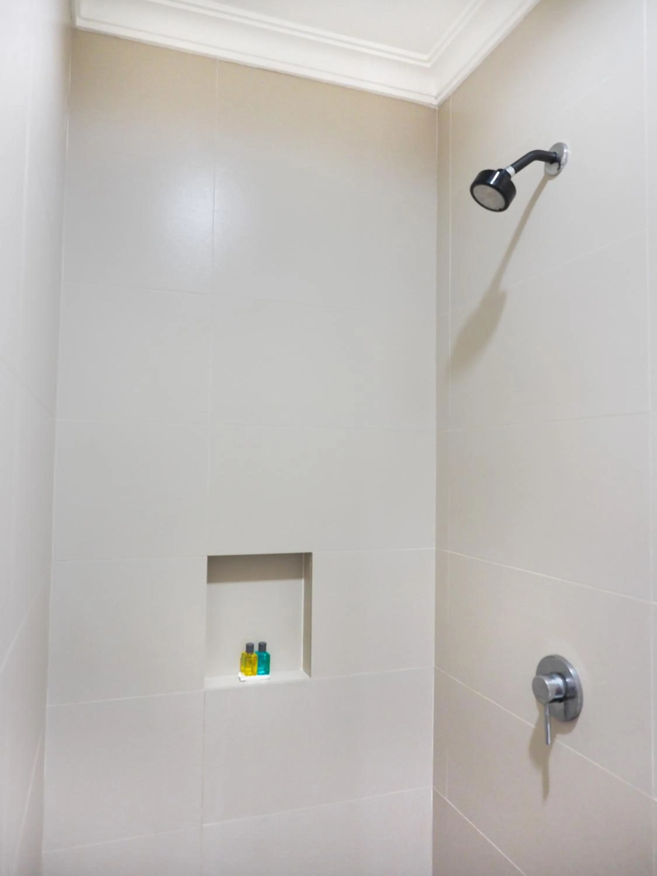 Bathroom in Sun Inns Hotel Subang