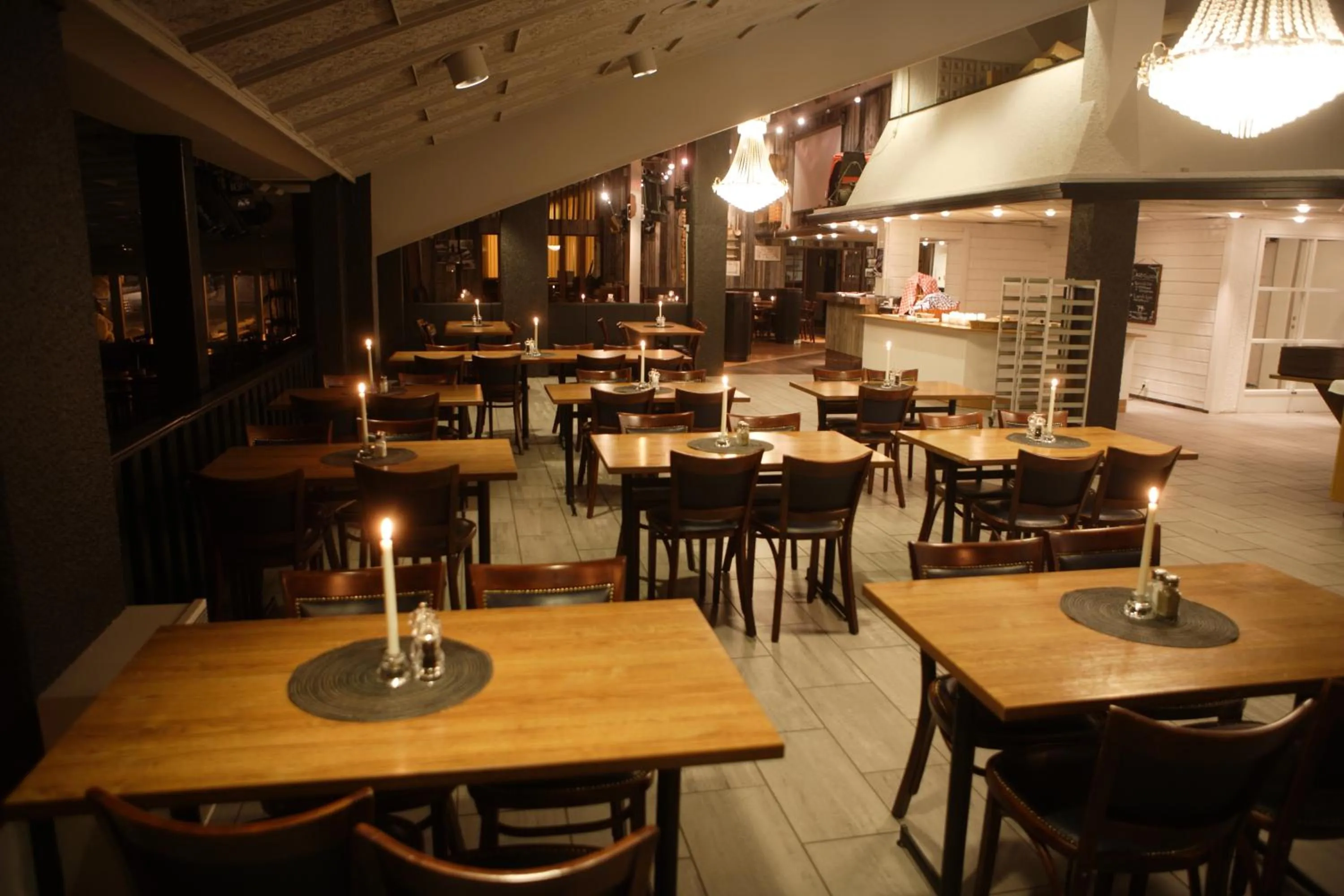 Restaurant/places to eat in Laponia Hotell & Konferens