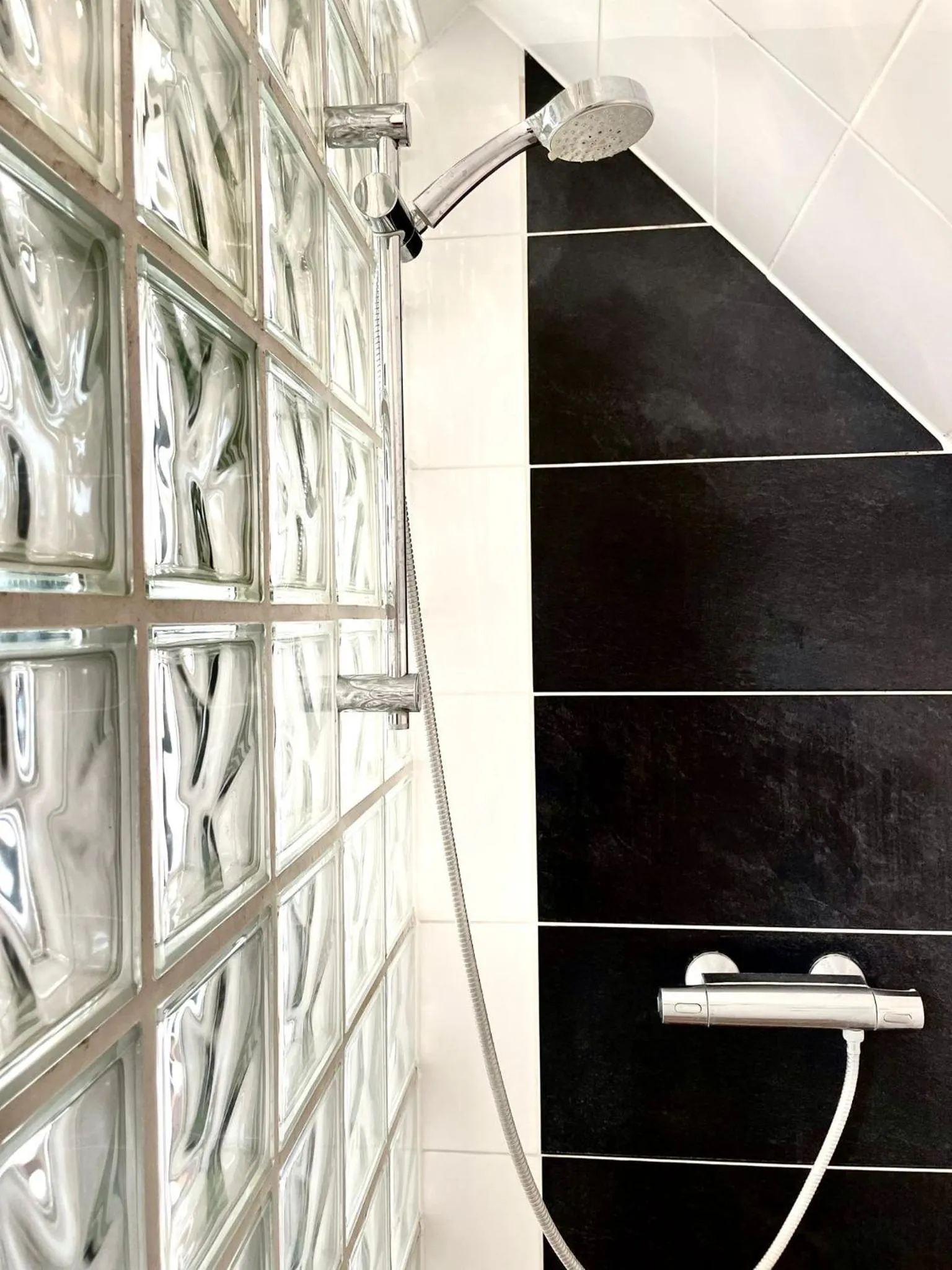 Bathroom in Villa Kakelbont