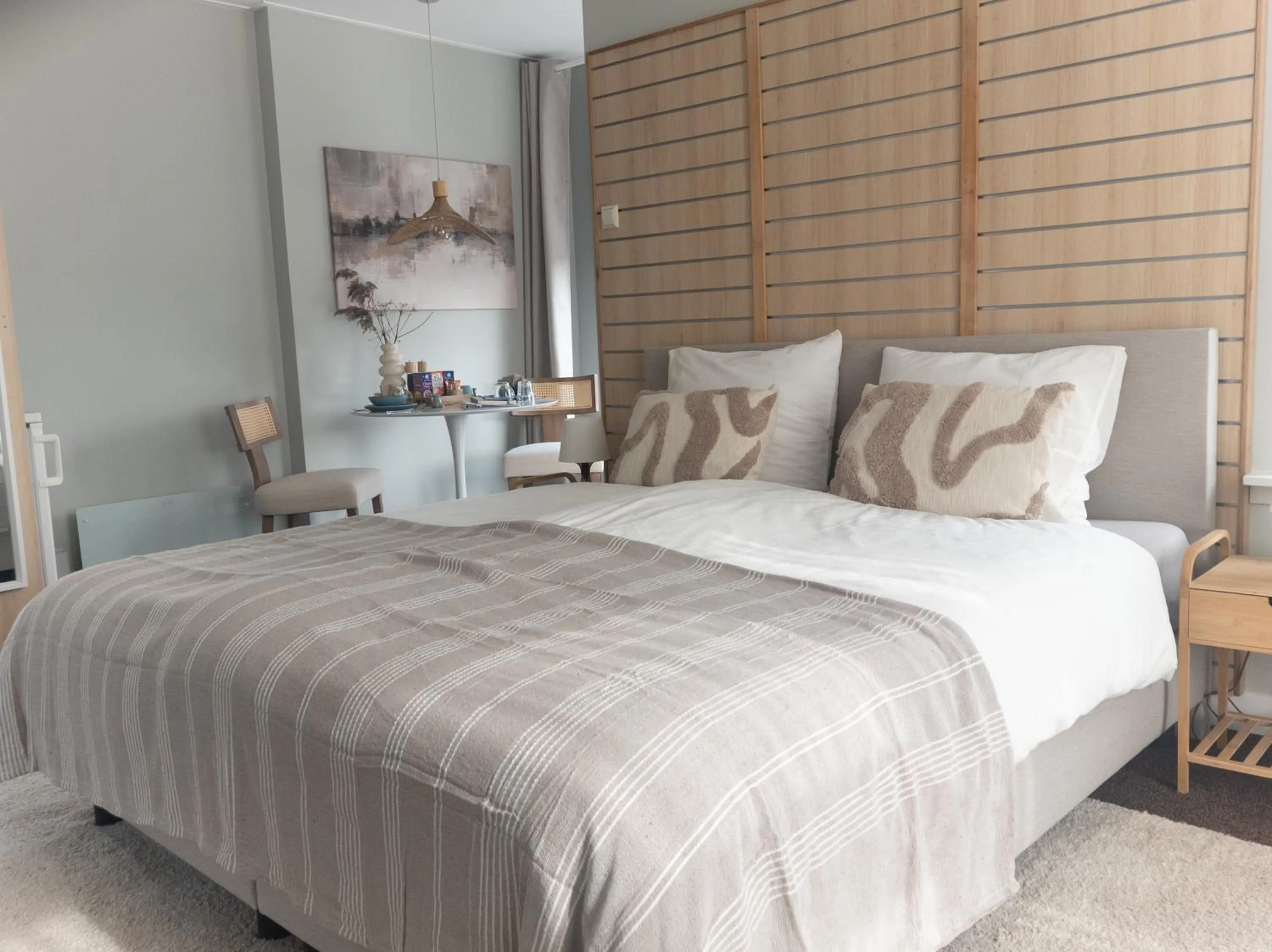 Deluxe King Room in Villa Kakelbont