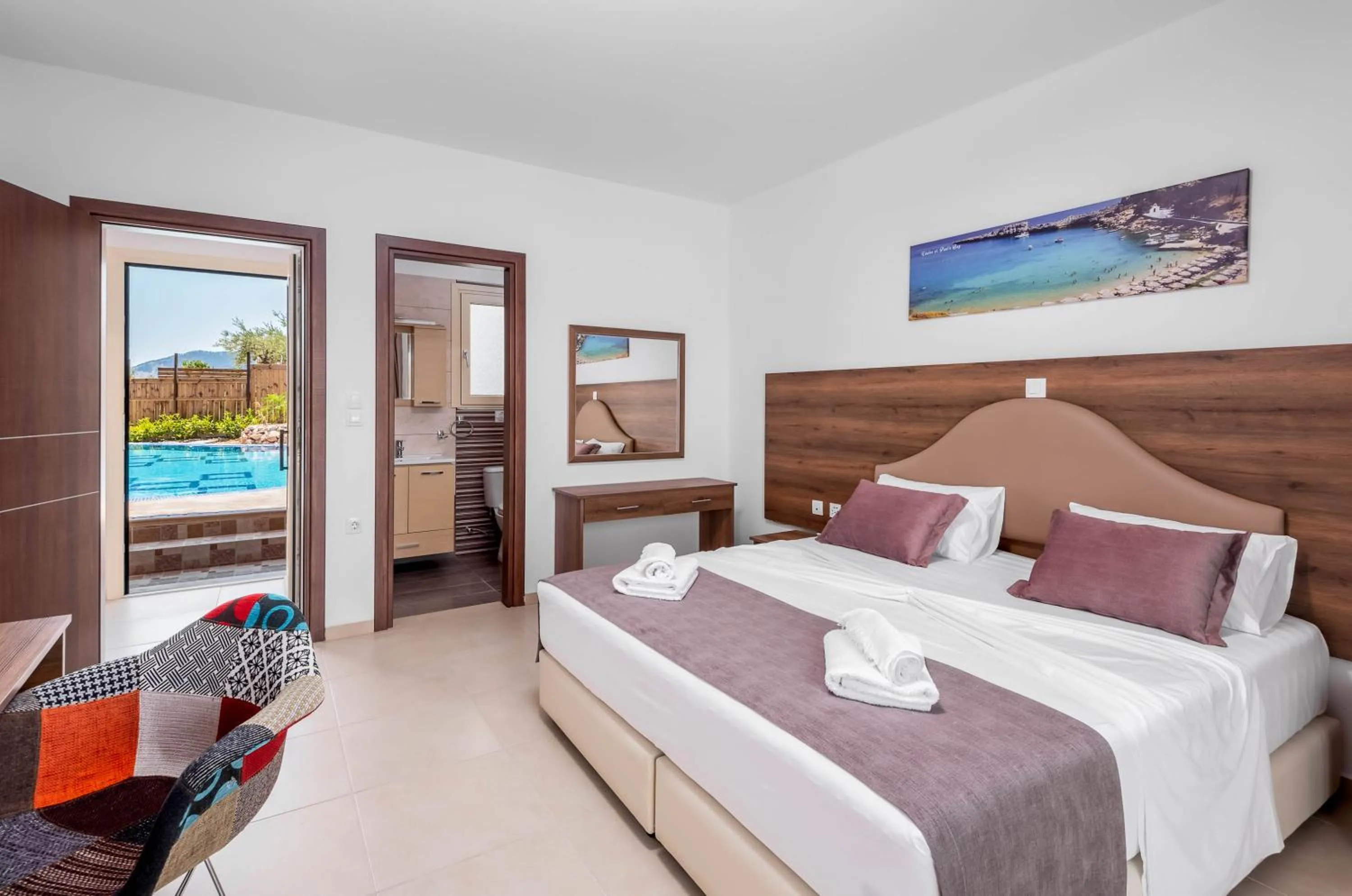 Photo of the whole room, Bed in Kolymbia Village