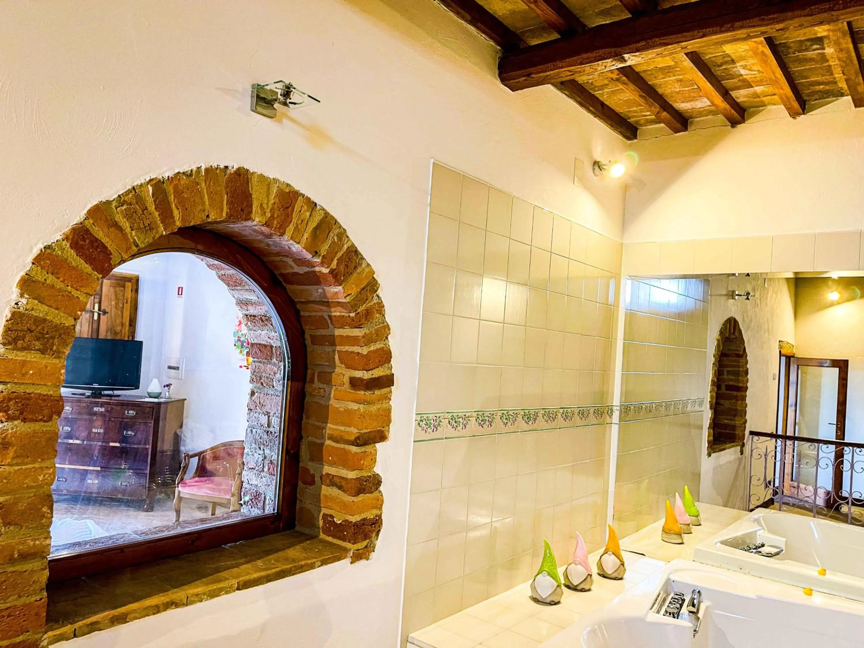 Bathroom in LaChiusa Tuscany