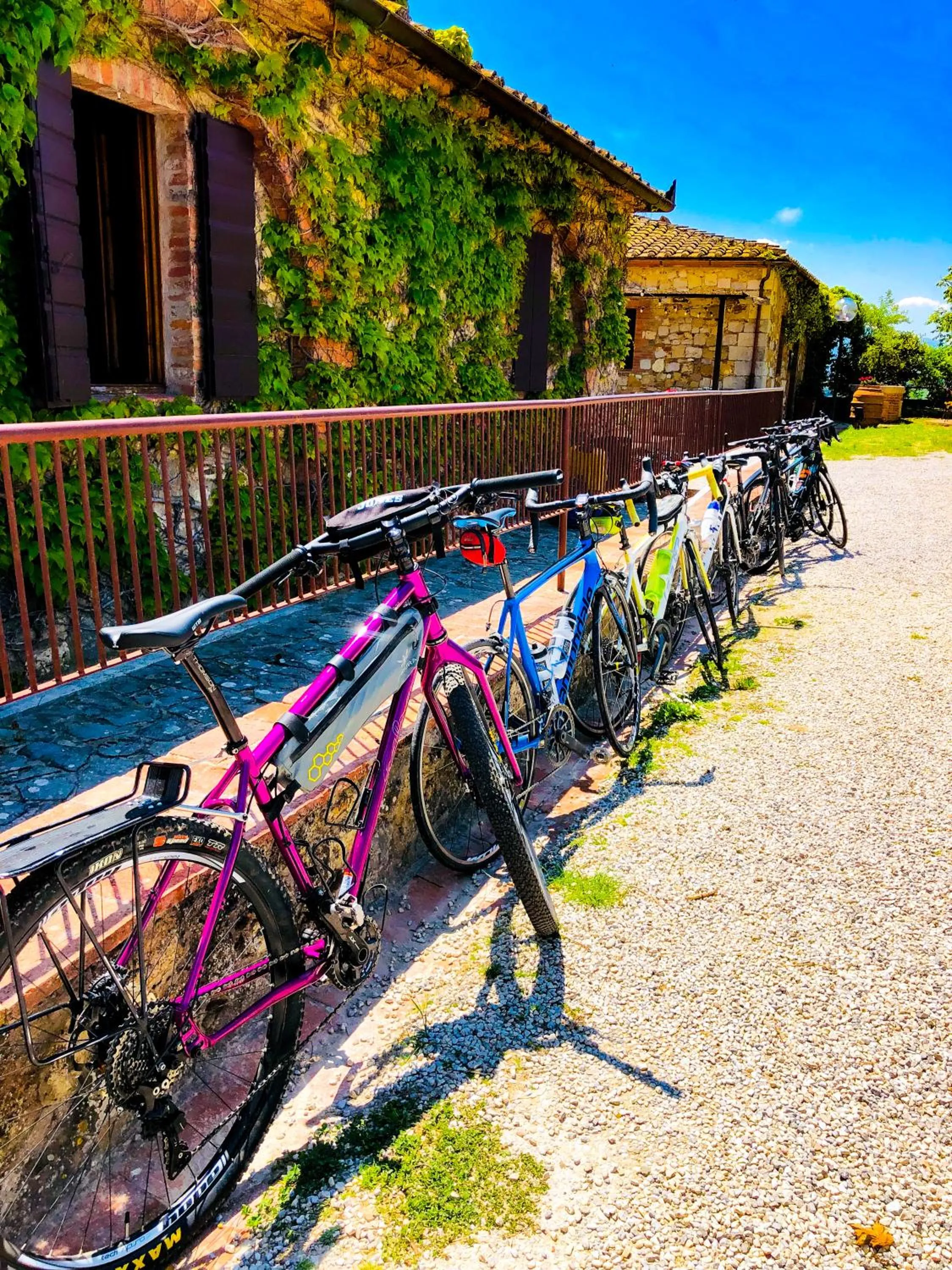 Cycling in LaChiusa Tuscany