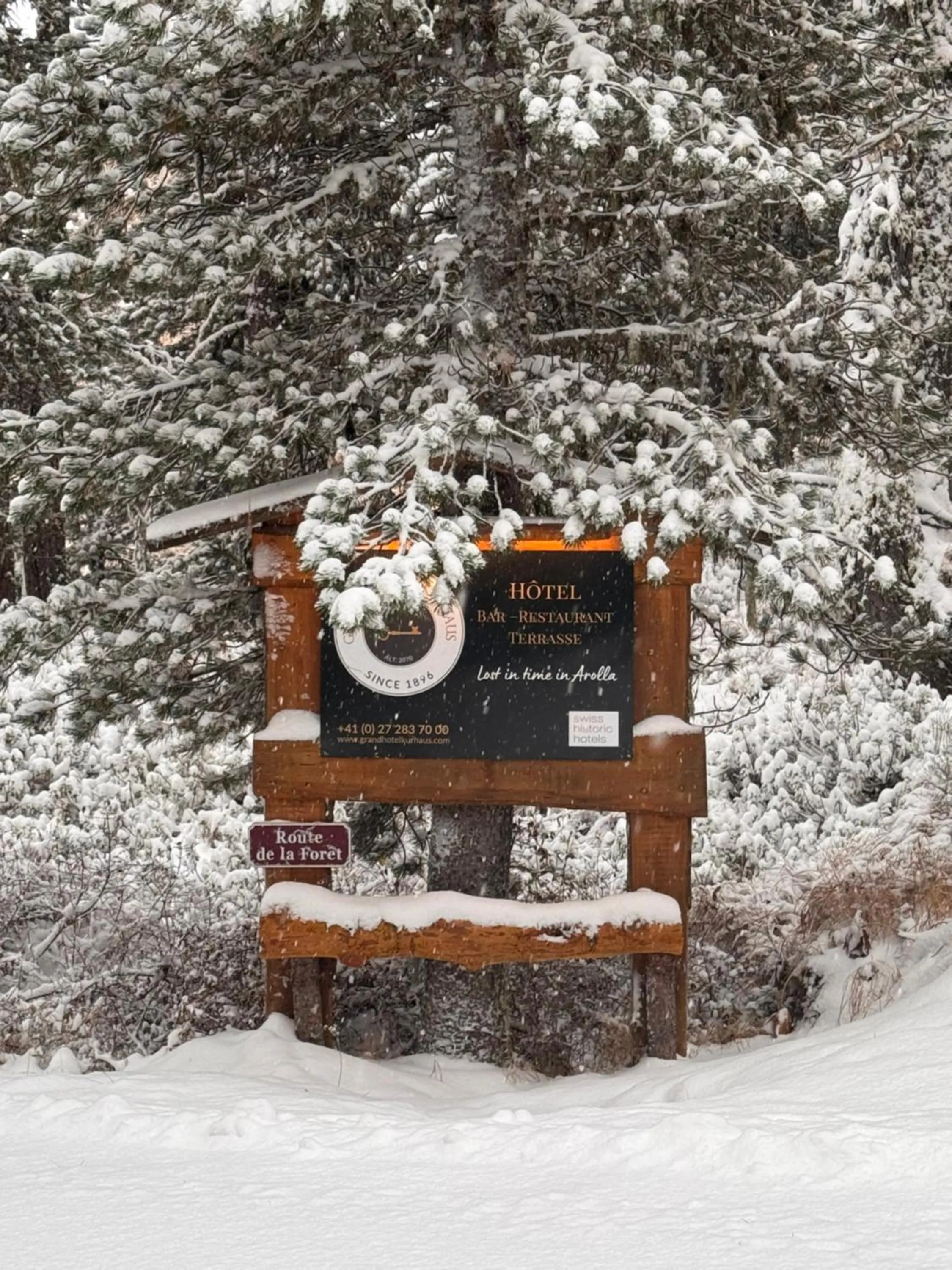 Facade/entrance in Grand Hôtel & Kurhaus