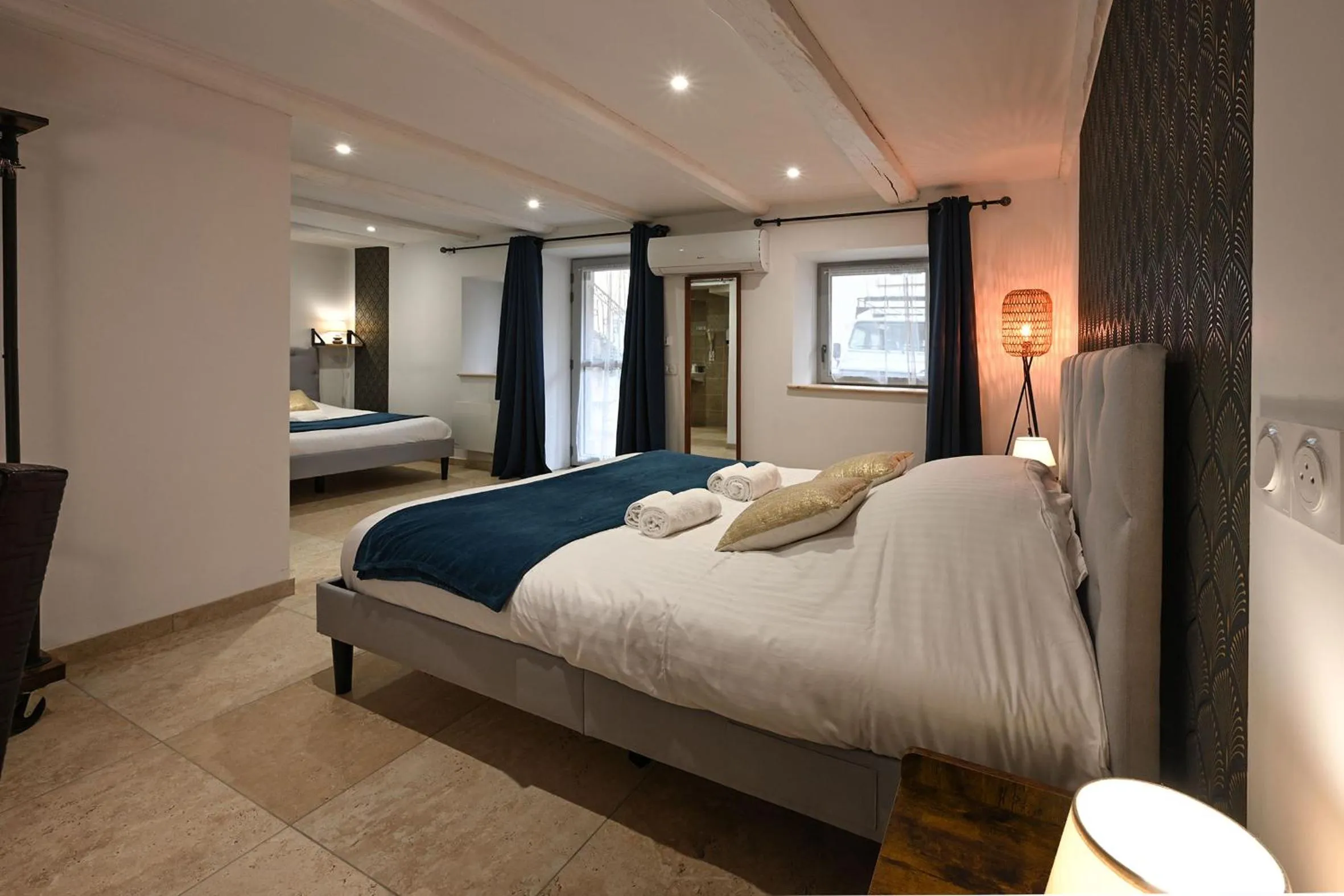 Bed in Hotel De La Croisée