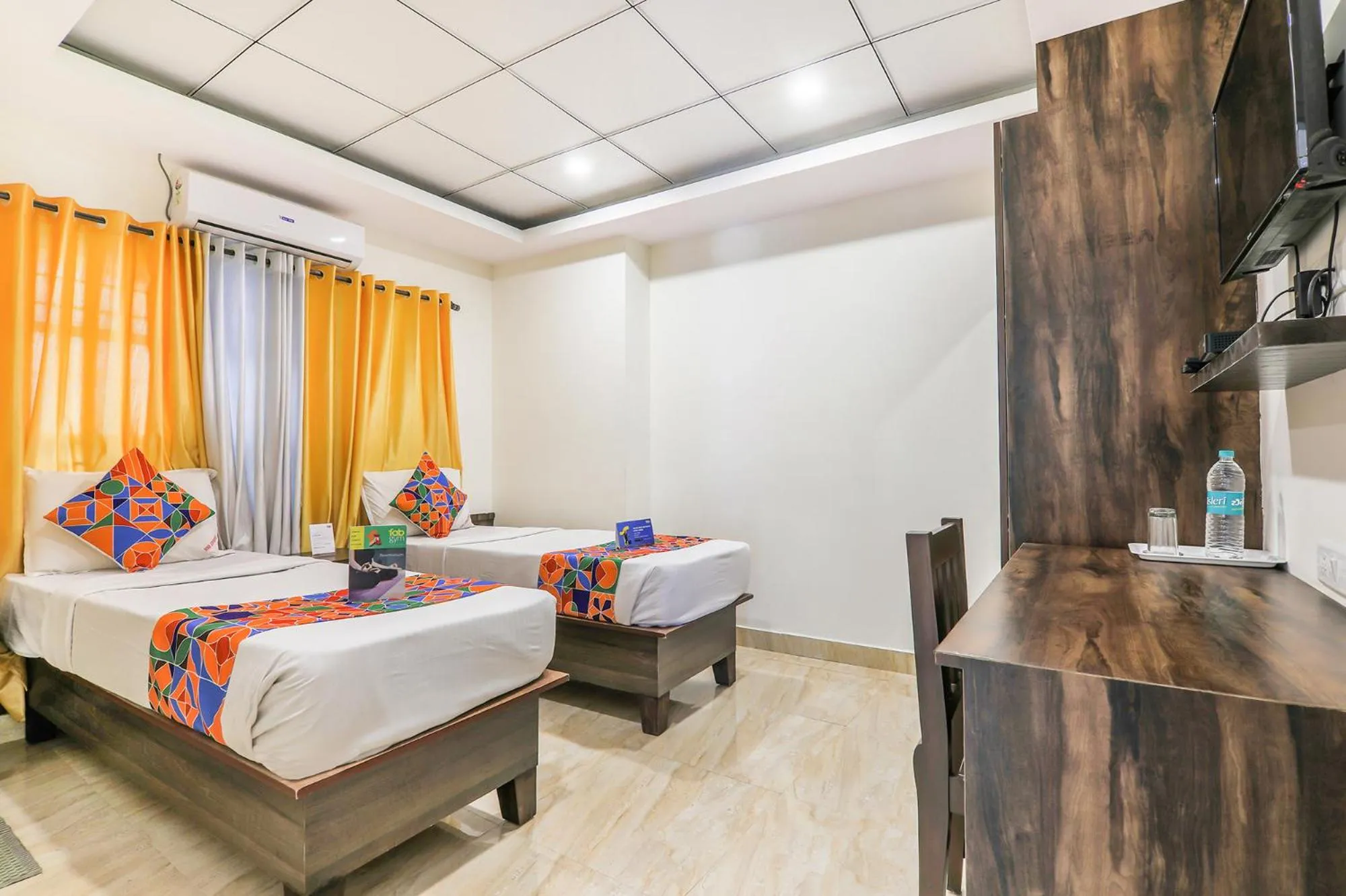 Bed in FabHotel Oakwey Inn - Indiranagar