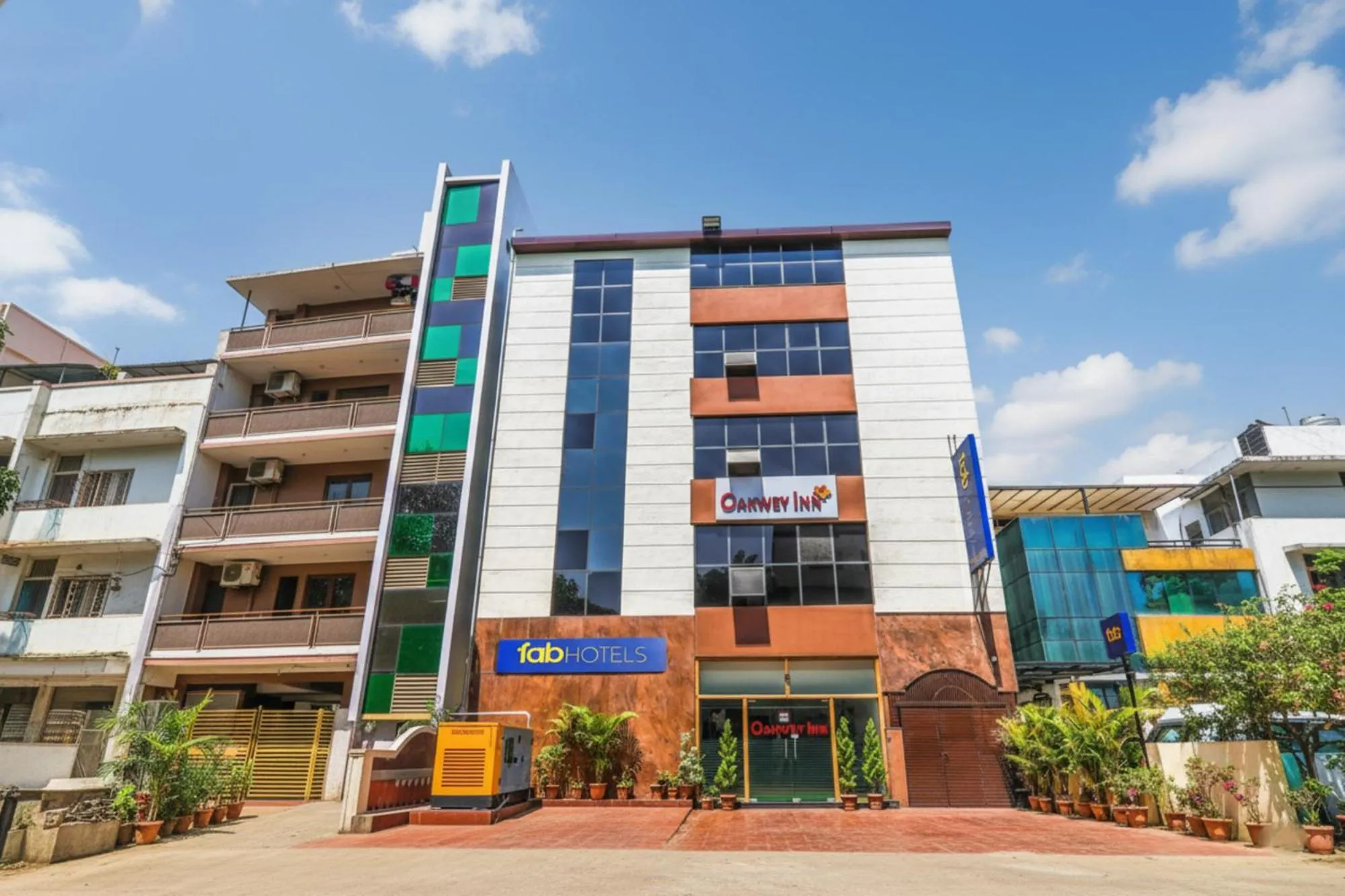 Facade/entrance in FabHotel Oakwey Inn - Indiranagar