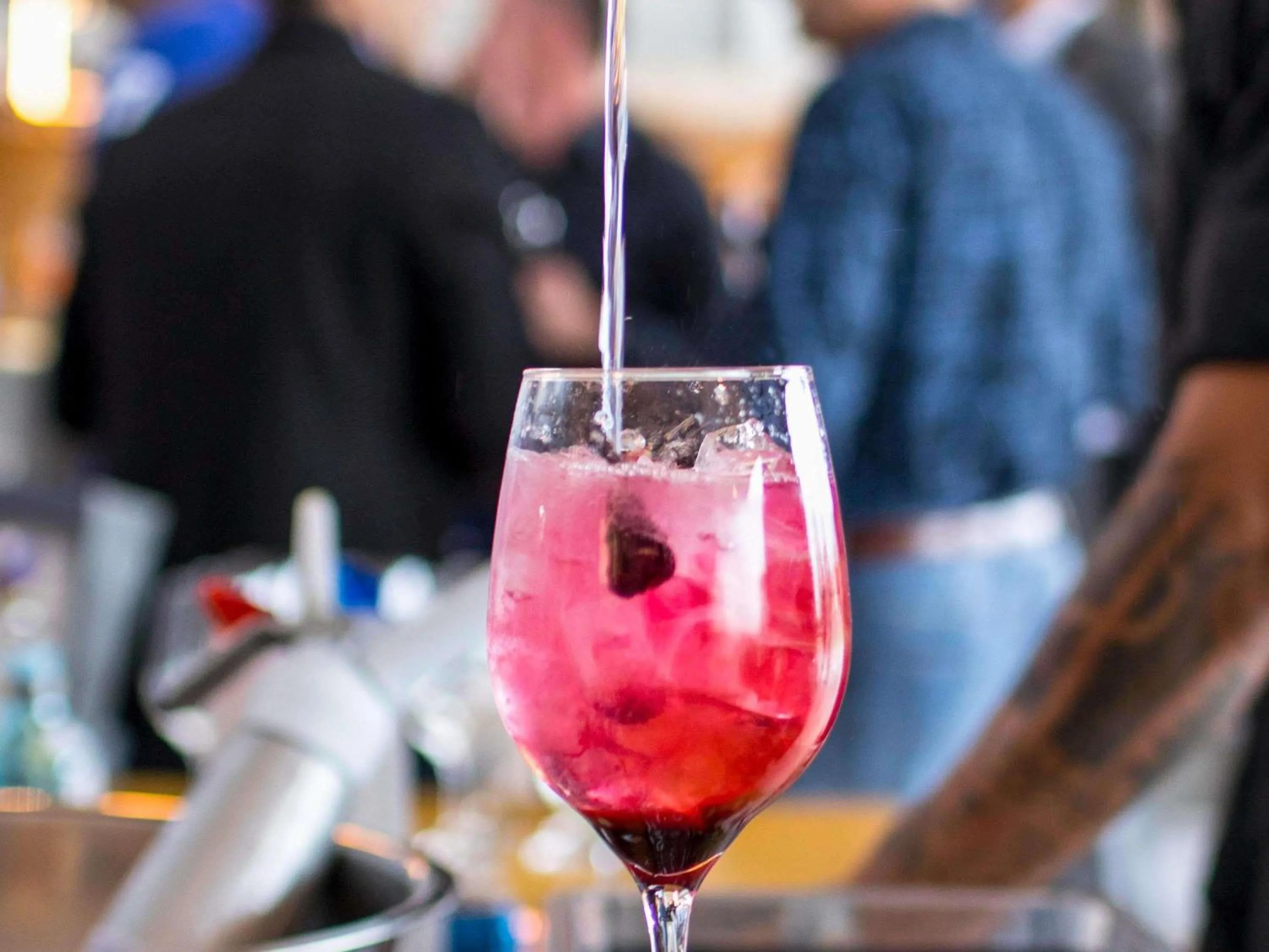 Lounge or bar in Novotel Itu Terras de São José Golf & Resort