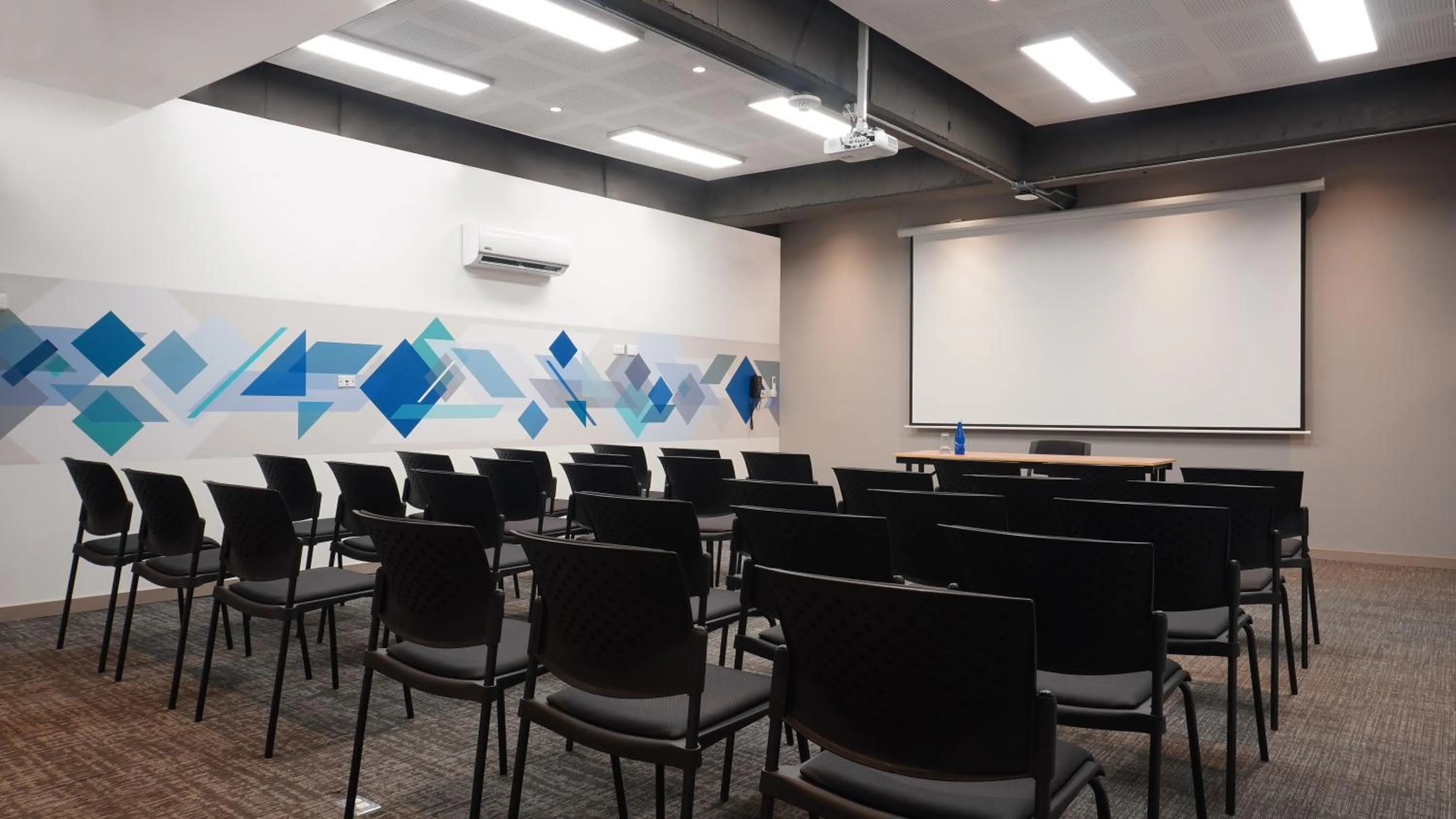 Meeting/conference room in ibis Barranquilla