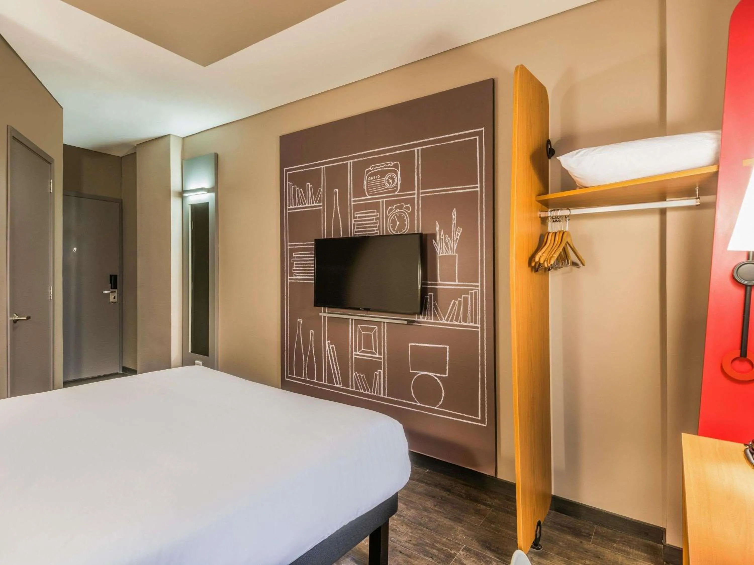 Bedroom, Bed in ibis Barranquilla