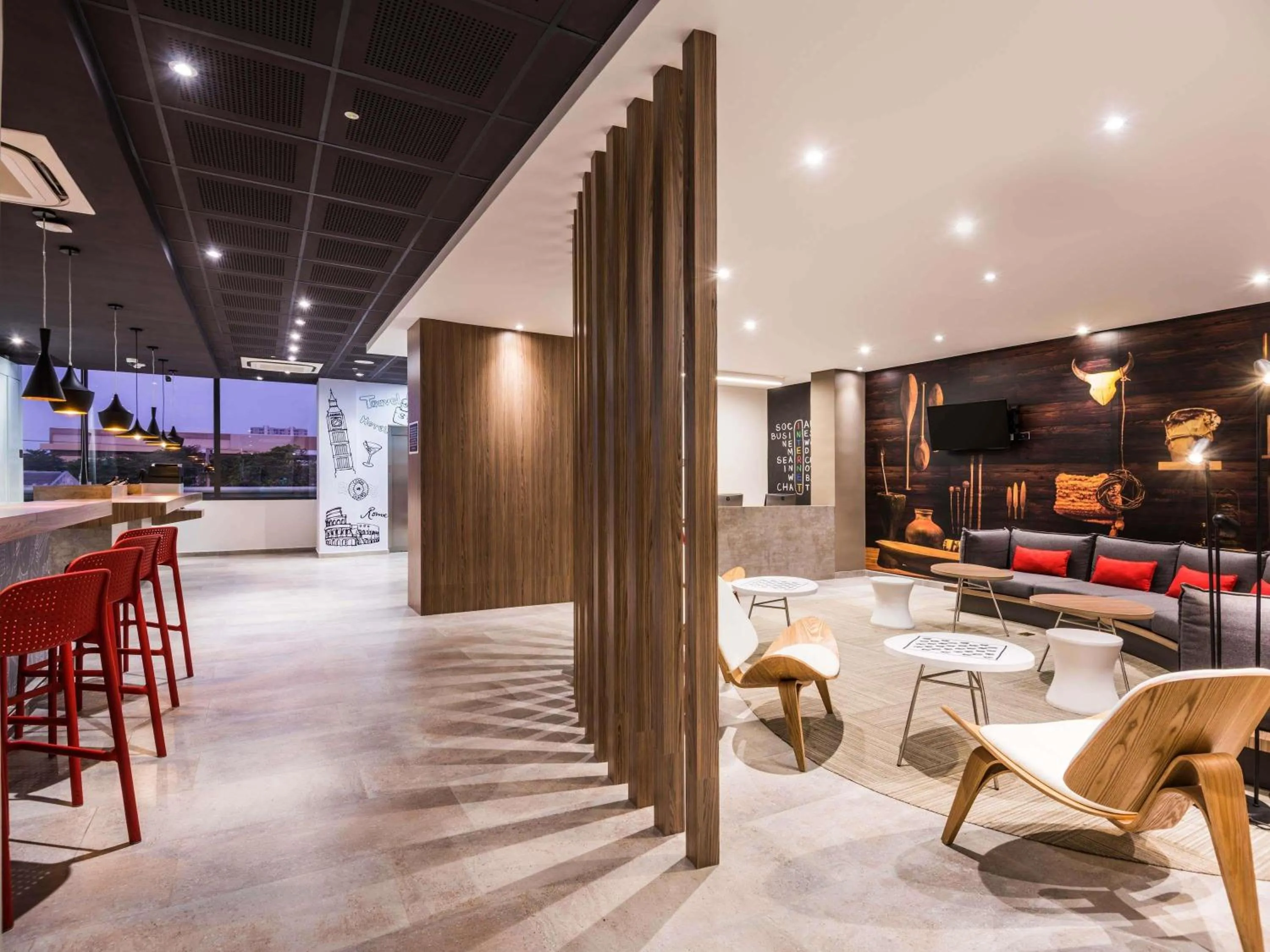 Property building in ibis Barranquilla