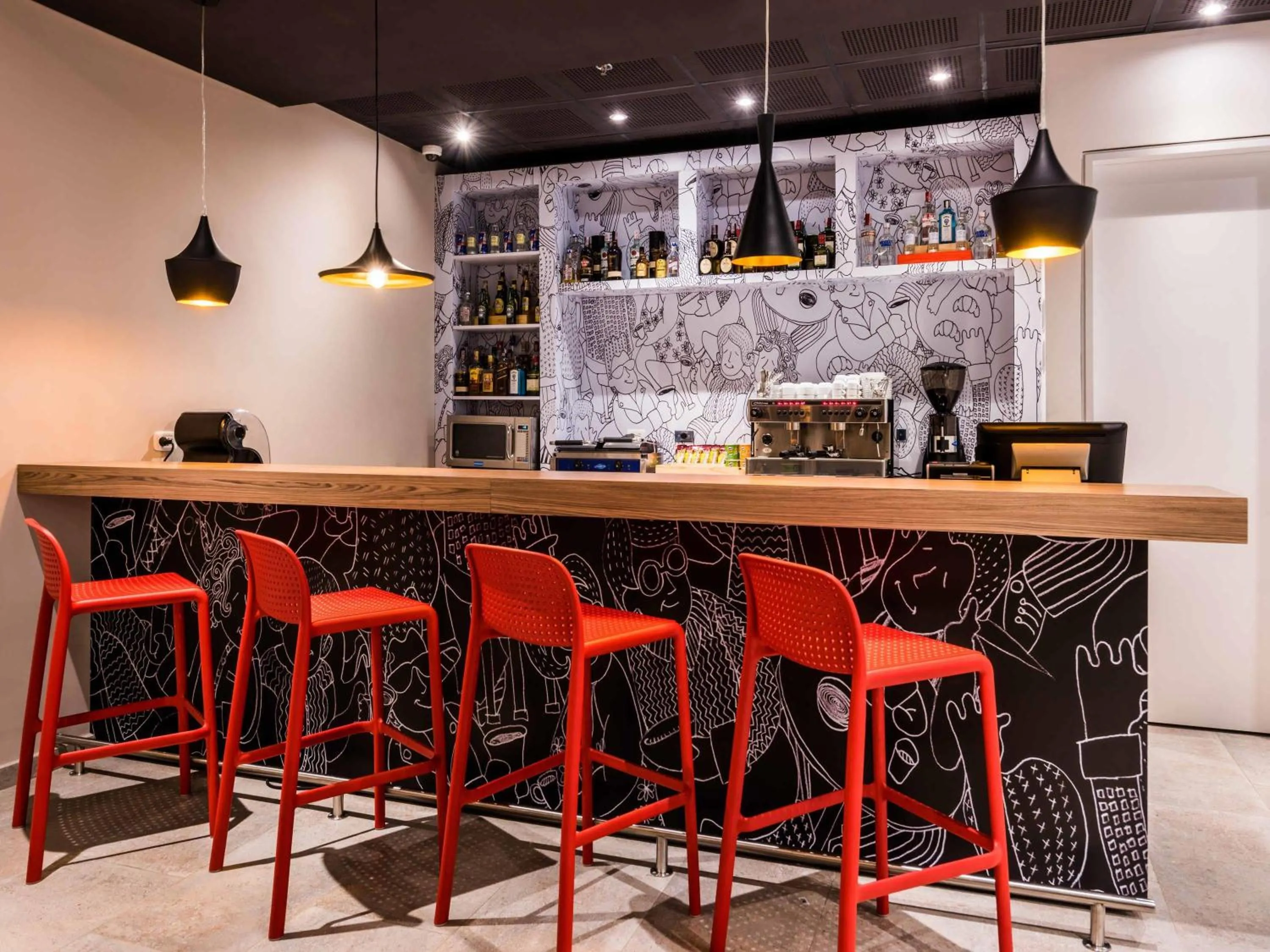 Lounge or bar in ibis Barranquilla