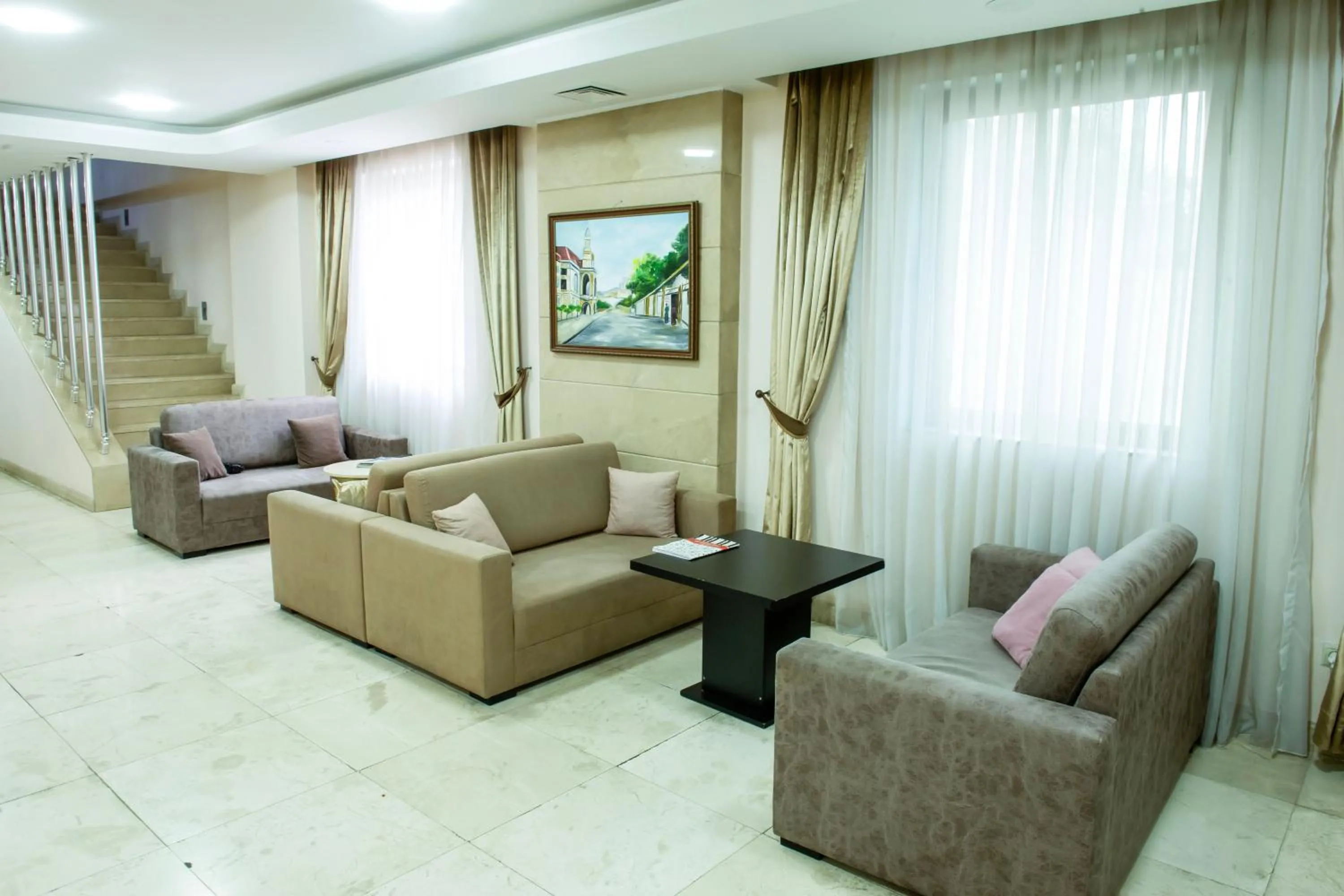 Lobby or reception in Atropat Old City Hotel