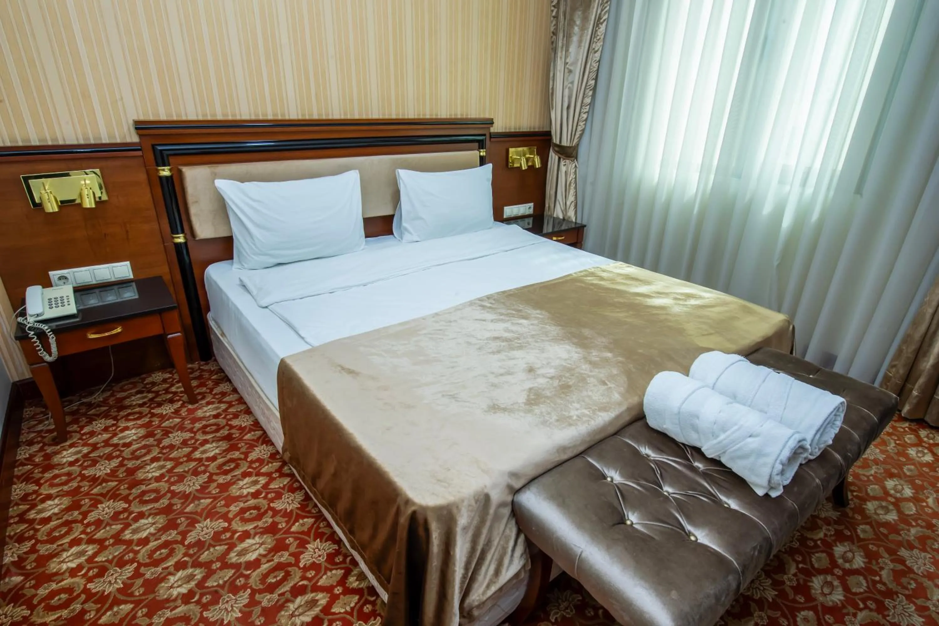 Bed in Atropat Old City Hotel