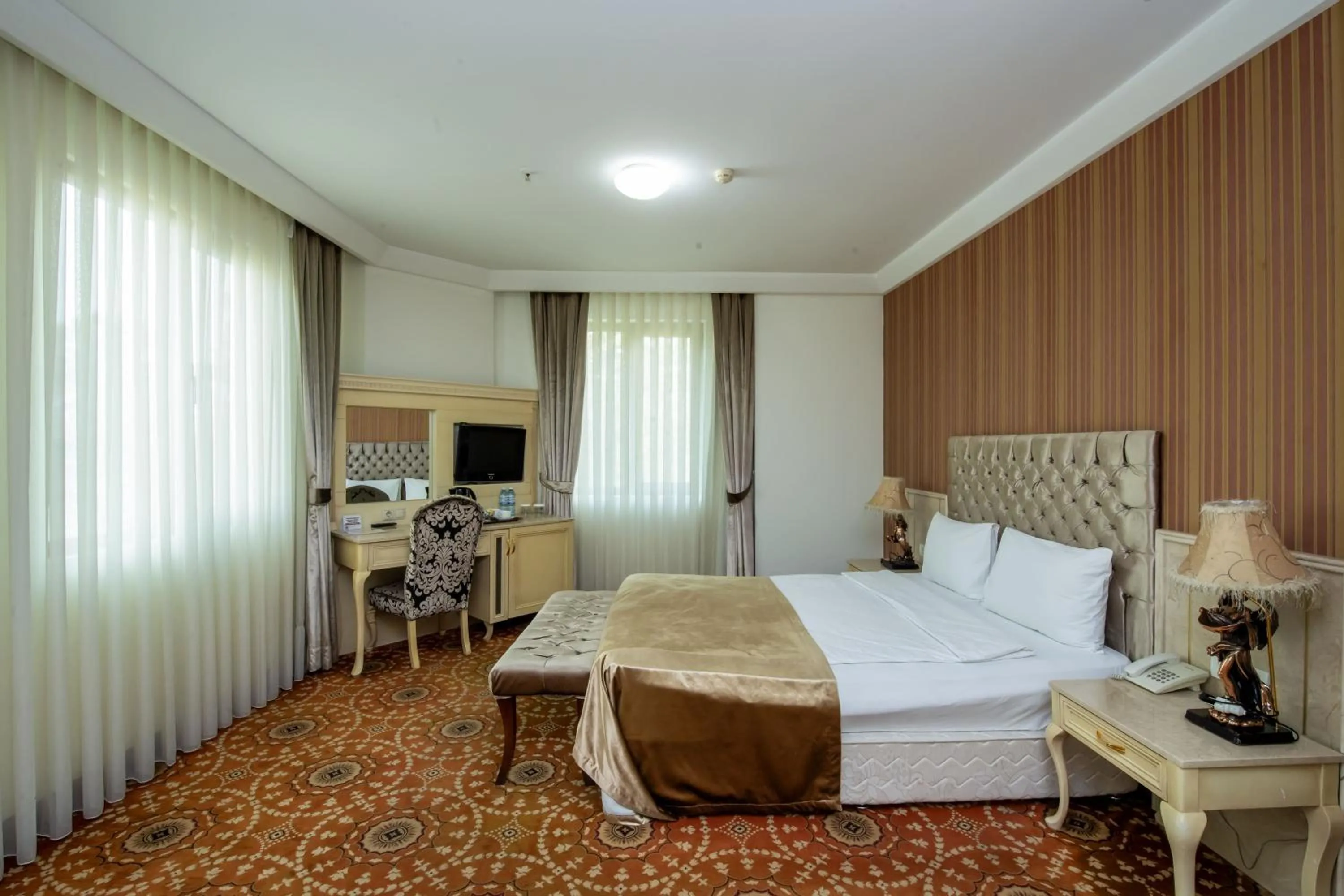 Bed in Atropat Old City Hotel