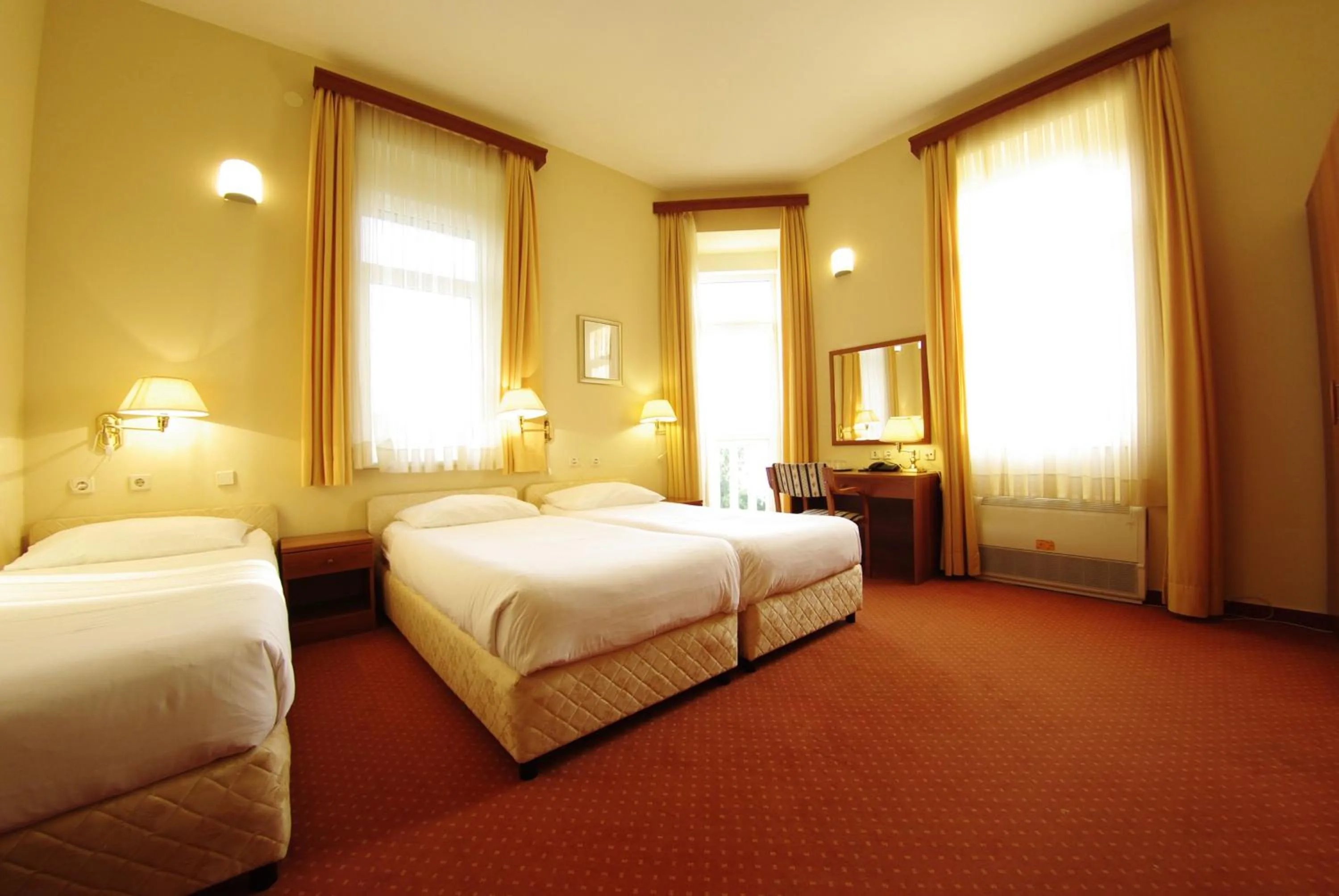 Photo of the whole room, Bed in Hotel Vila Ružica- glavna zgrada i depandanse