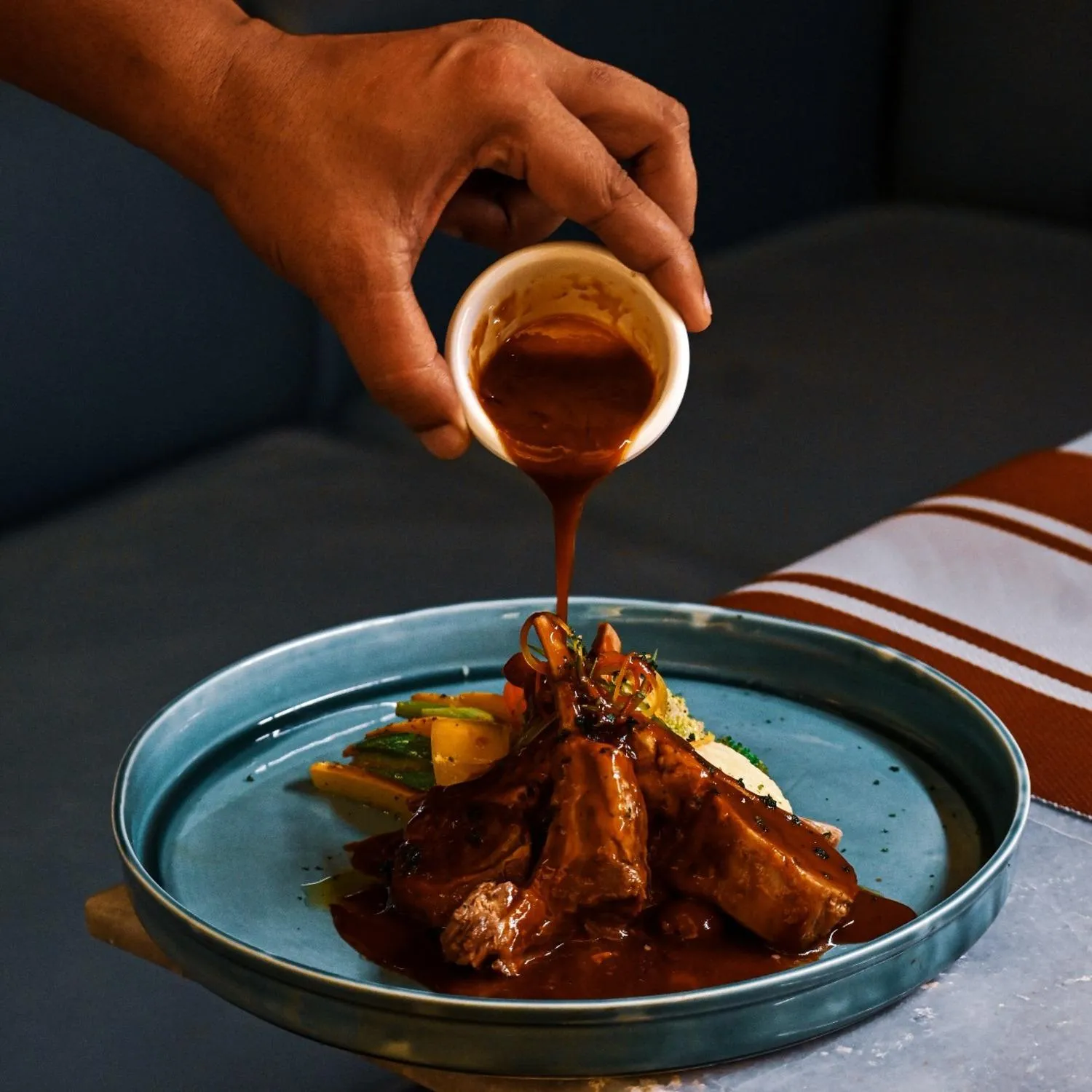 Restaurant/places to eat in Hotel Amar