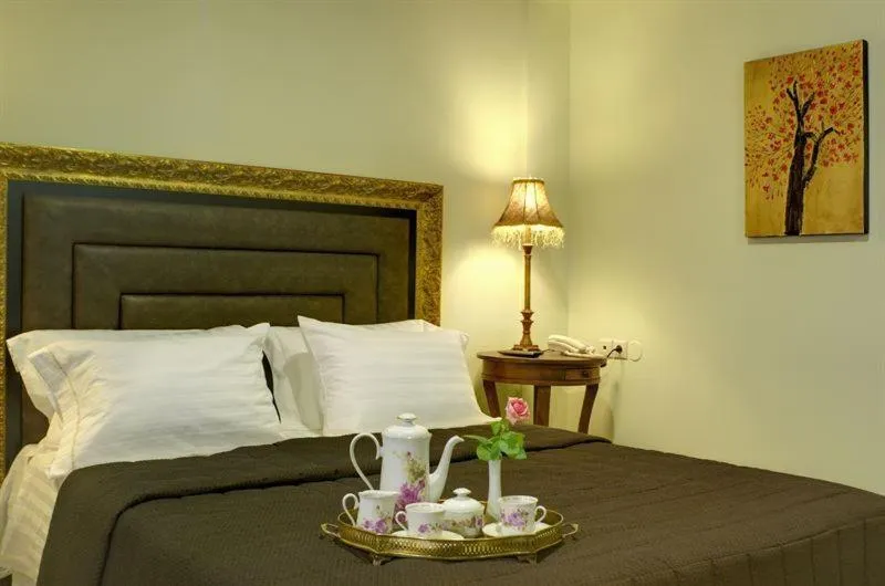 Bed in Iatrou Guesthouse