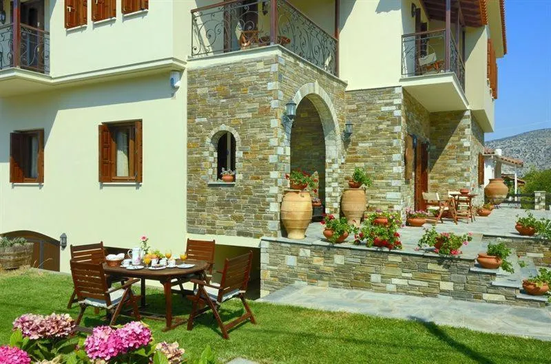 Patio in Iatrou Guesthouse