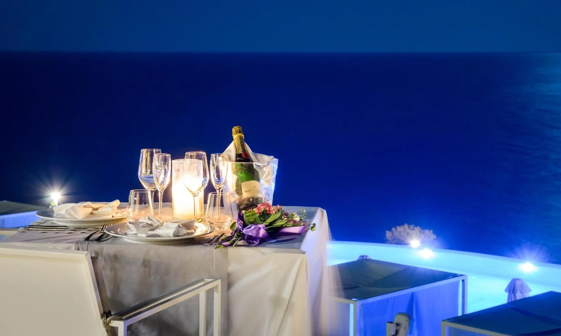 Decorative detail in Milos Cove