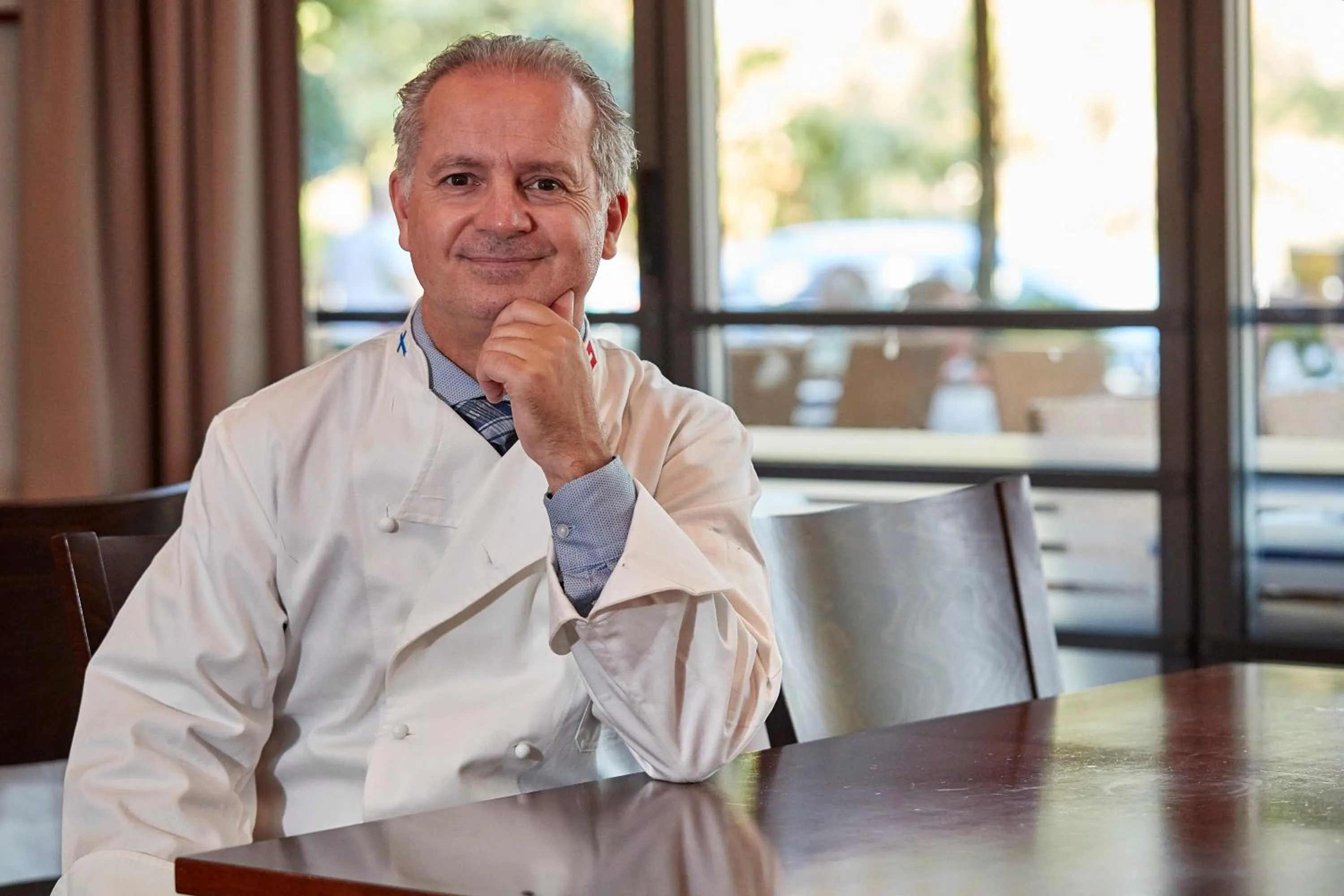 People in Parkhotel Schwert