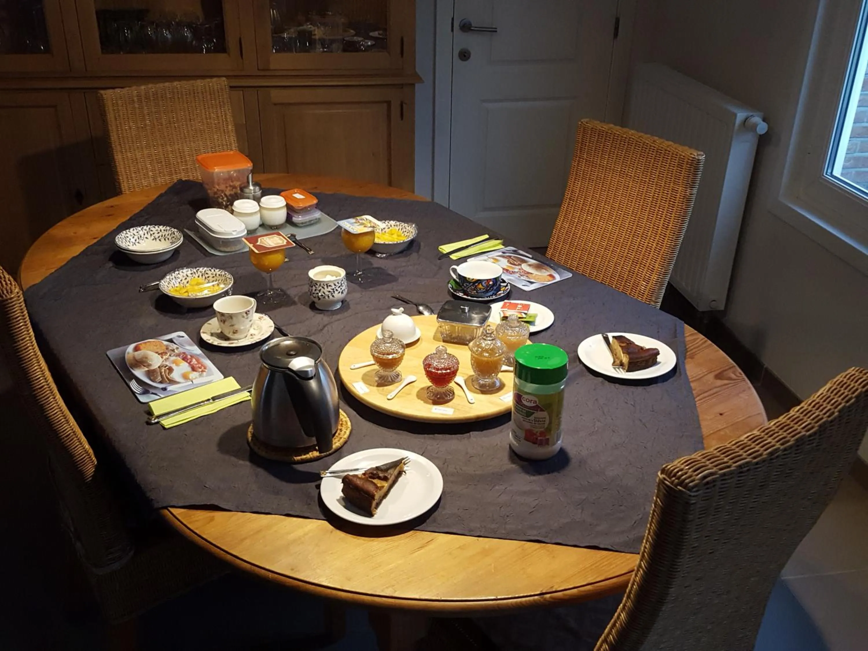 Breakfast in Au Fond des Rys