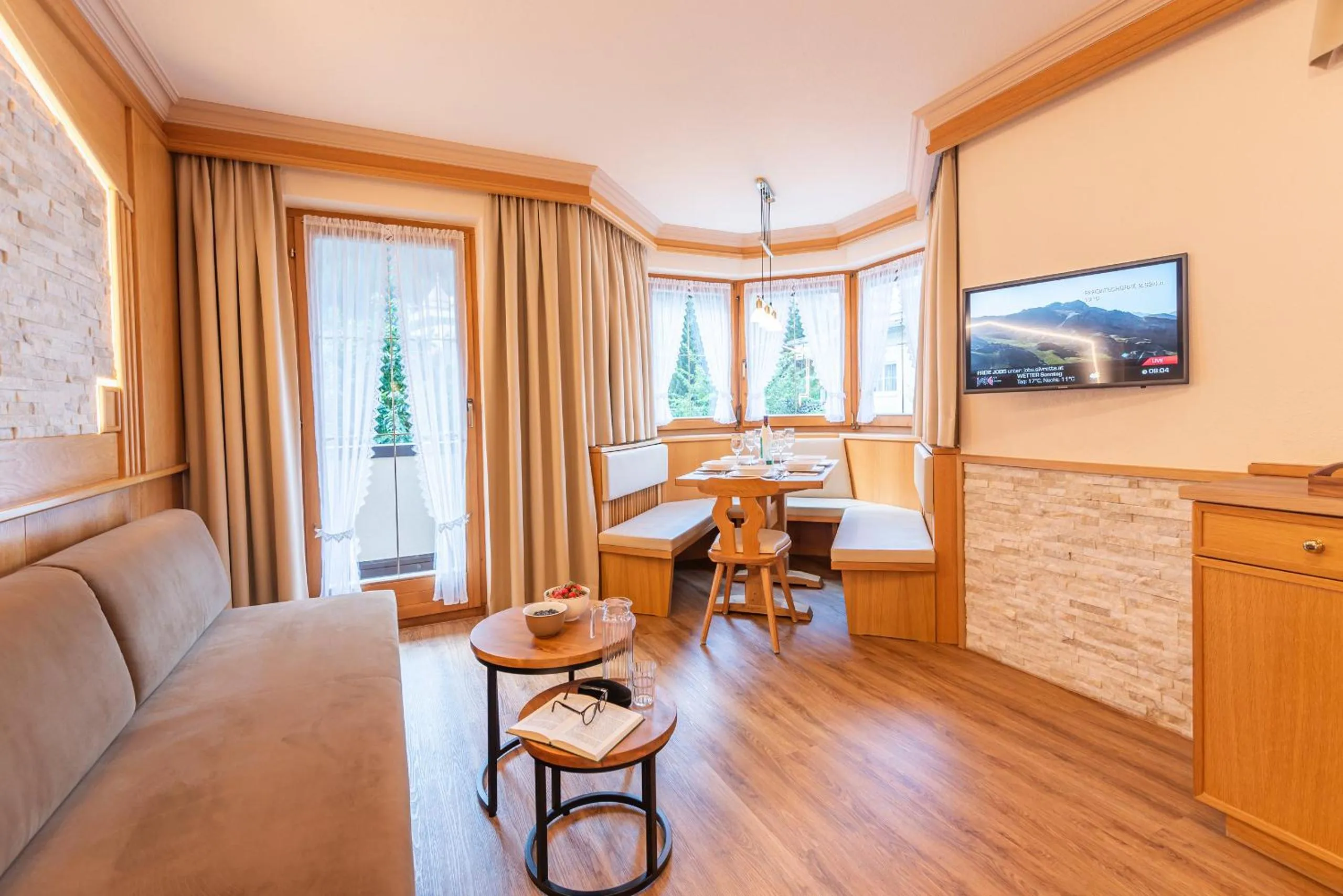 kitchen in Hotel Garni Apart TINA