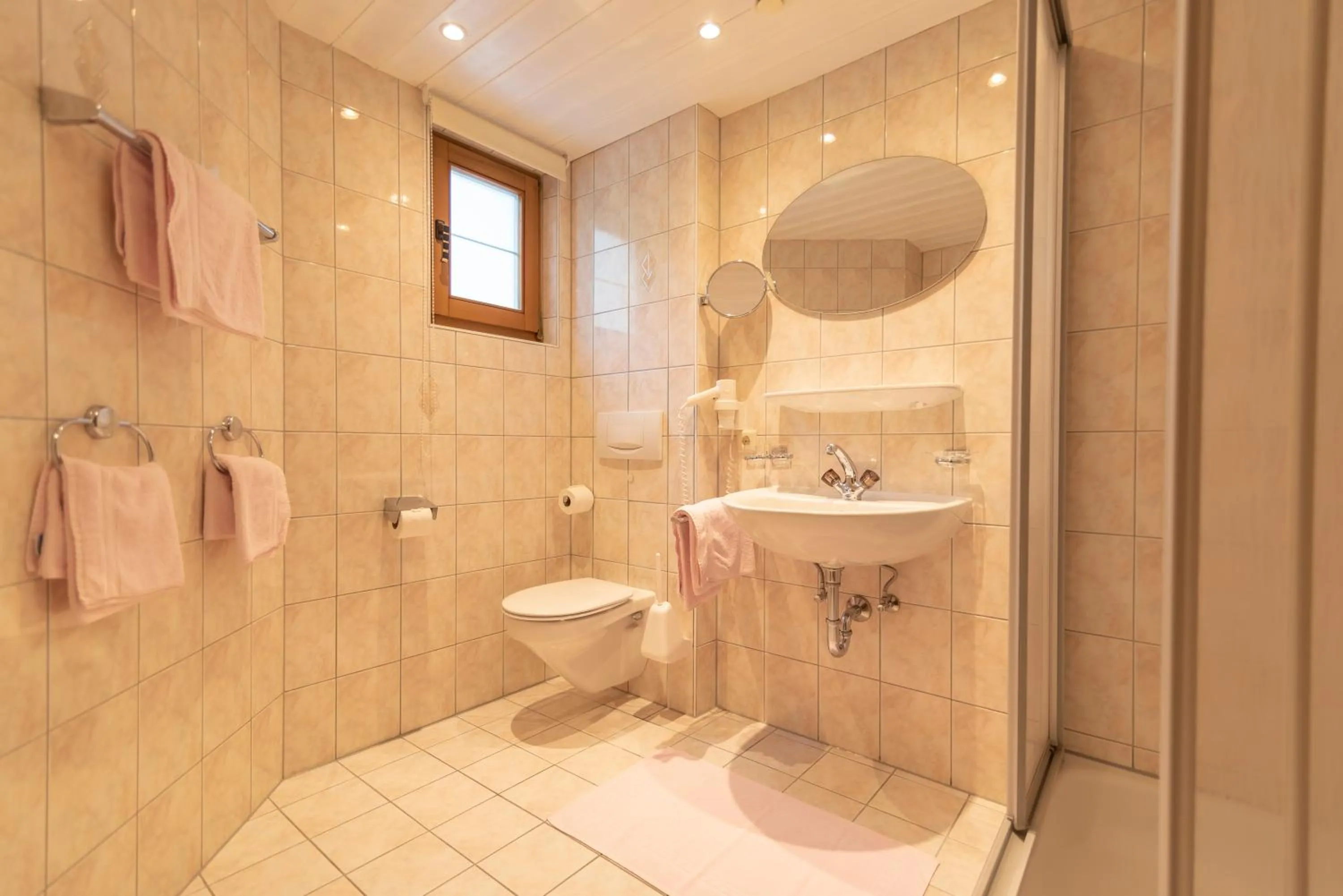 Bathroom in Hotel Garni Apart TINA