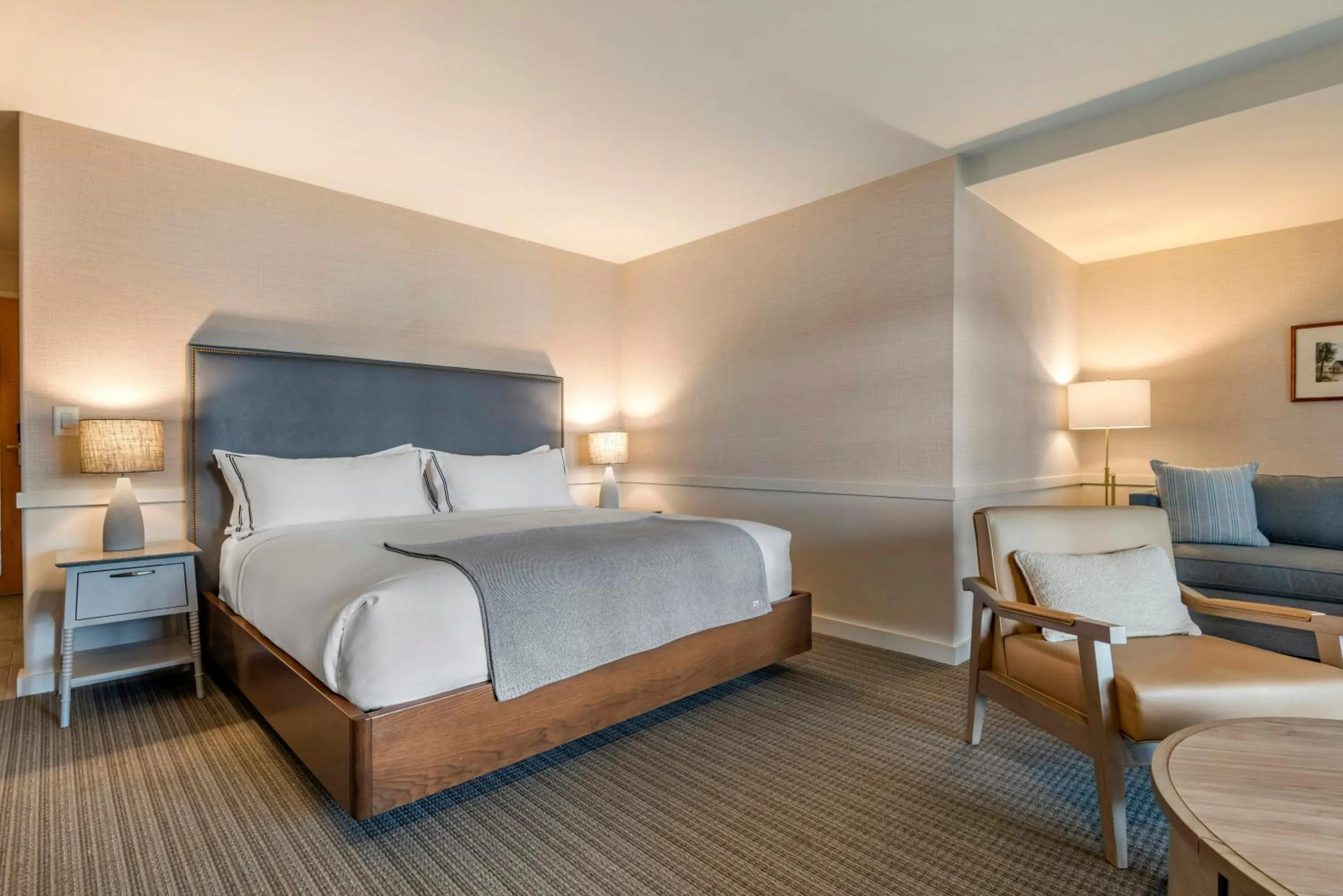 Photo of the whole room, Bed in Mill Falls Resort Collection at the Lake