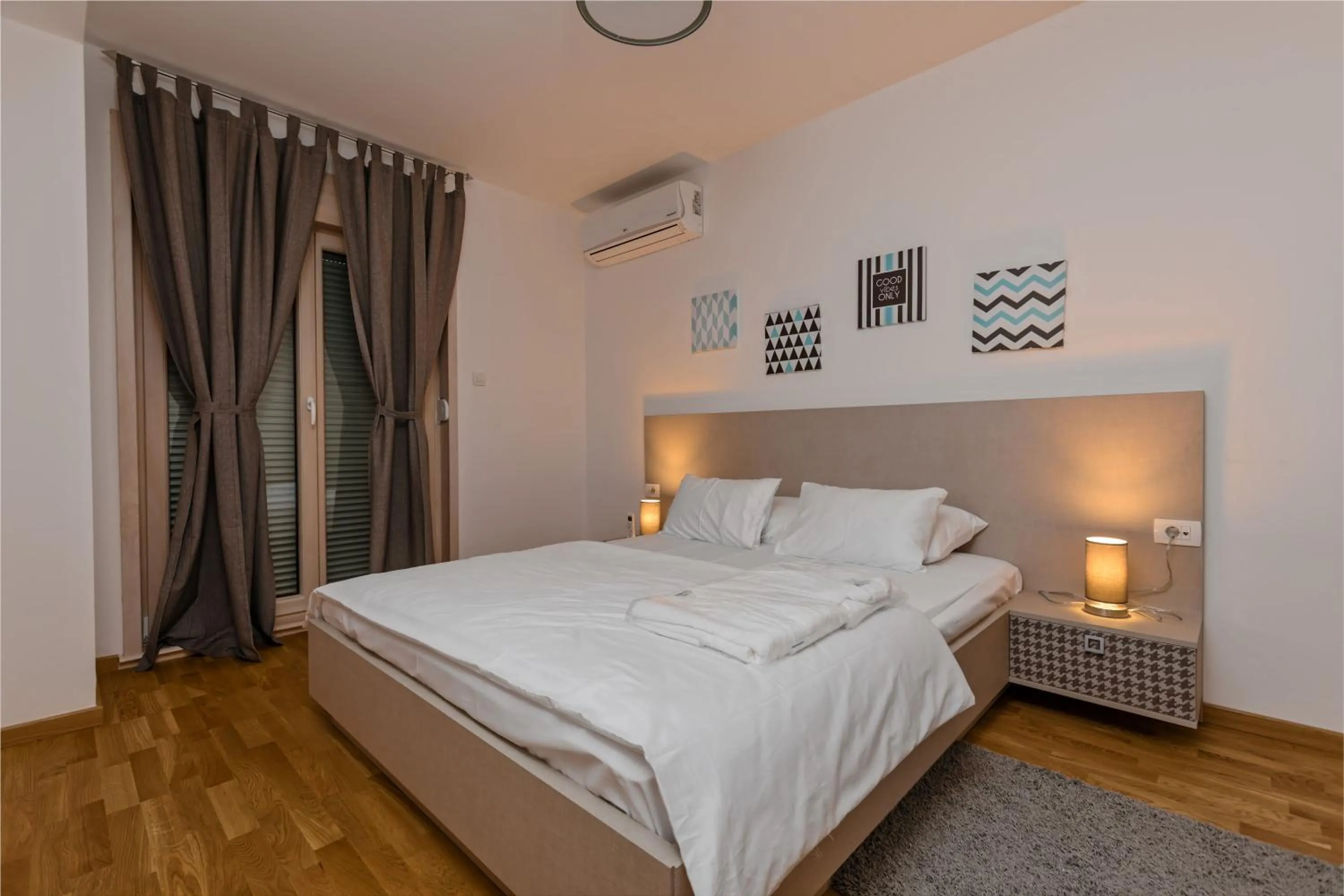 Bedroom, Bed in Apartments Krug