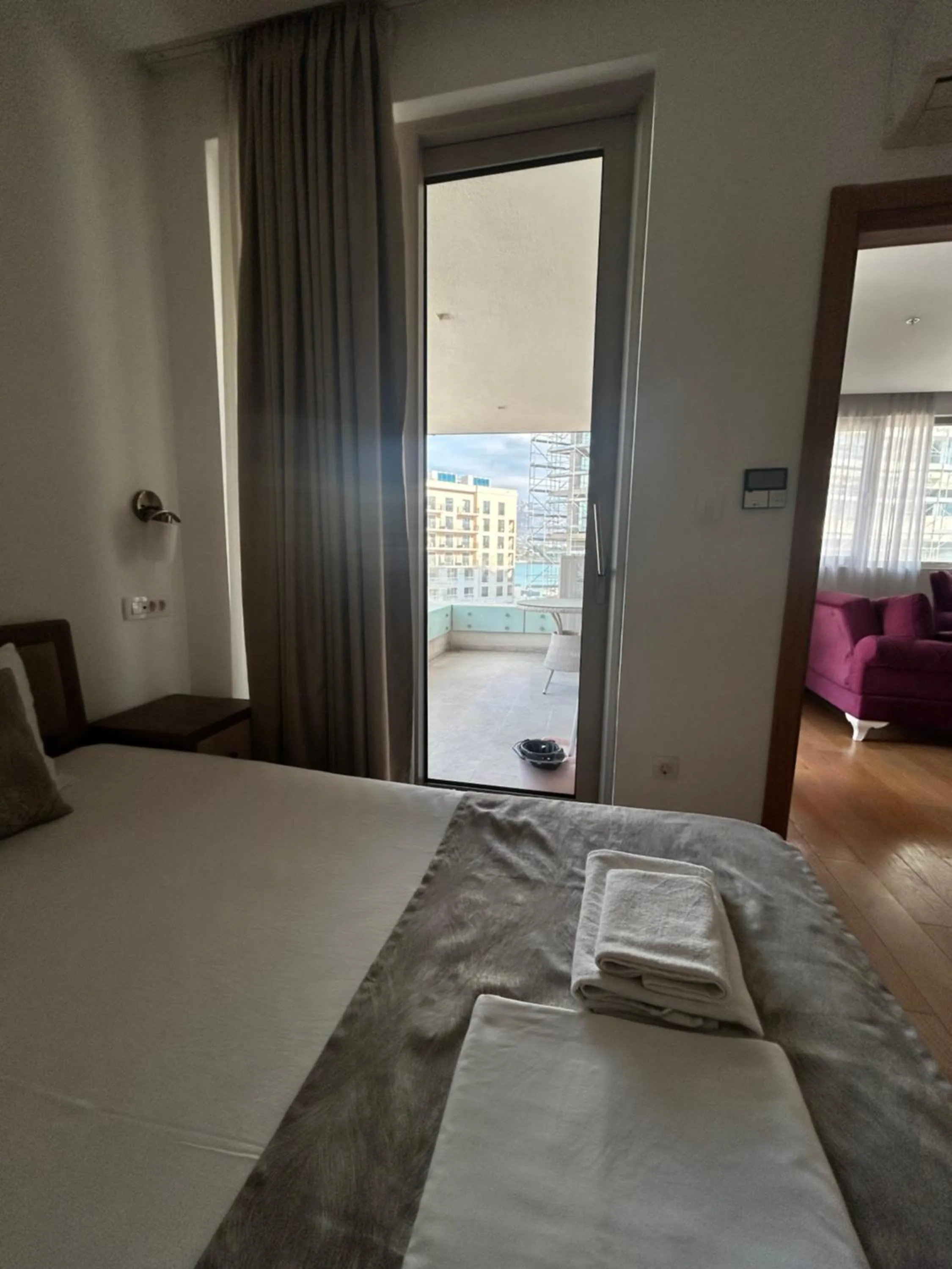 Bed in Apartments Krug