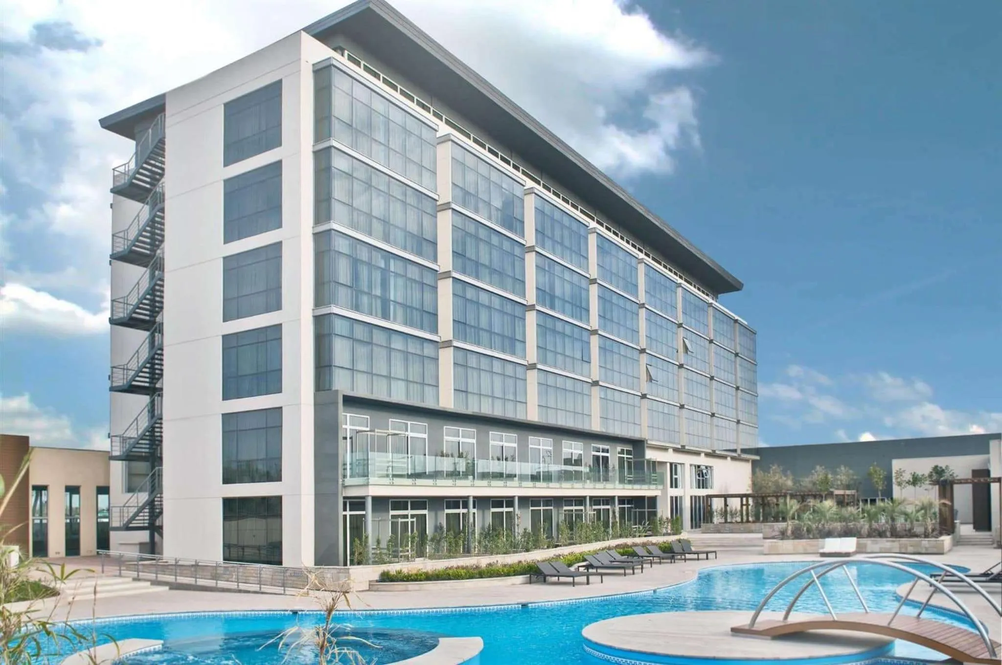 Property building in Esplendor by Wyndham Mendoza