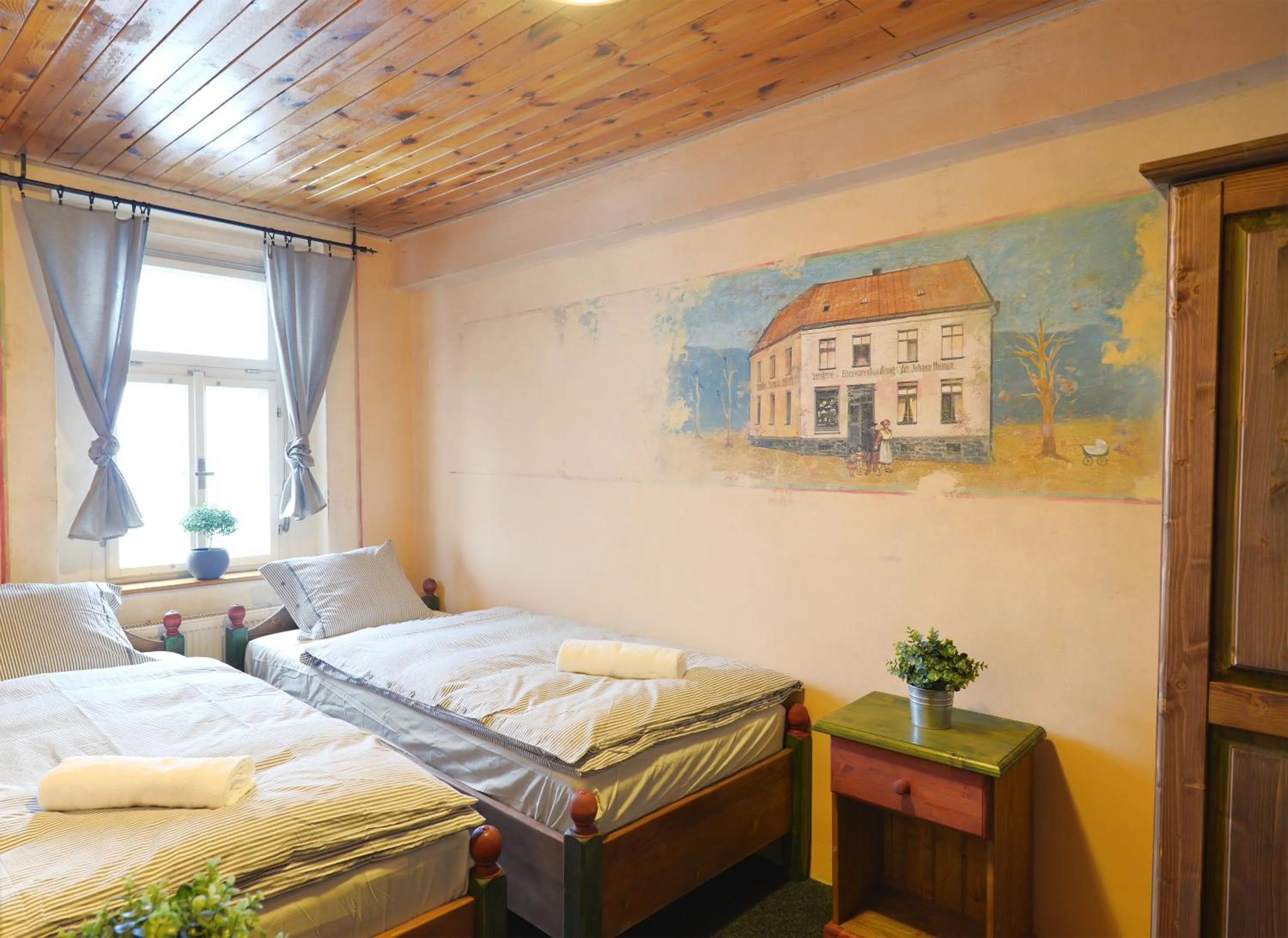 Day, Bed in Hotel Plesivec