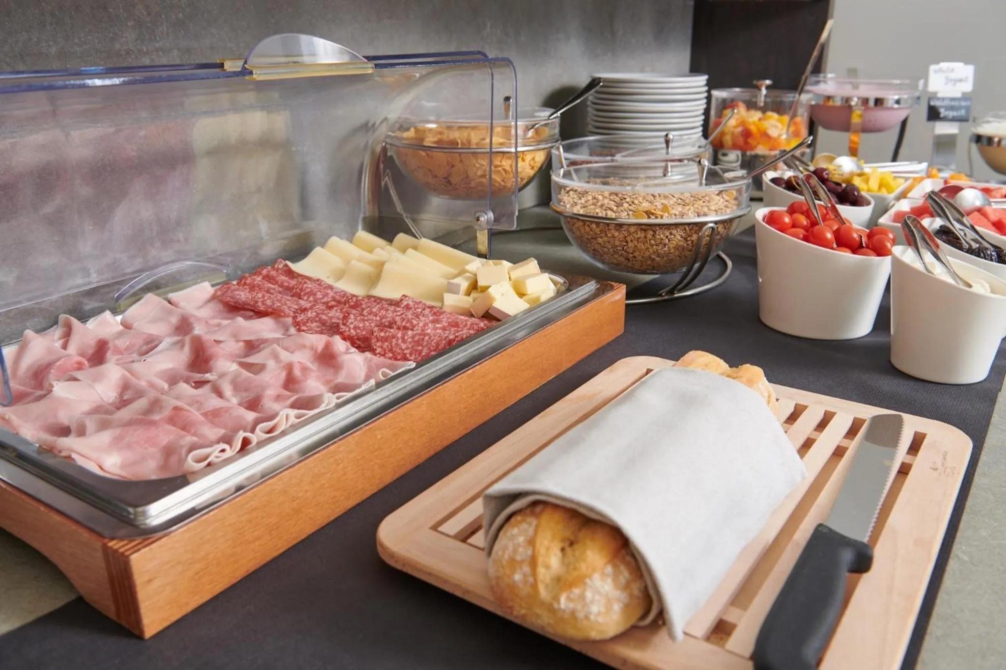 Buffet breakfast in Albergo Del Garda