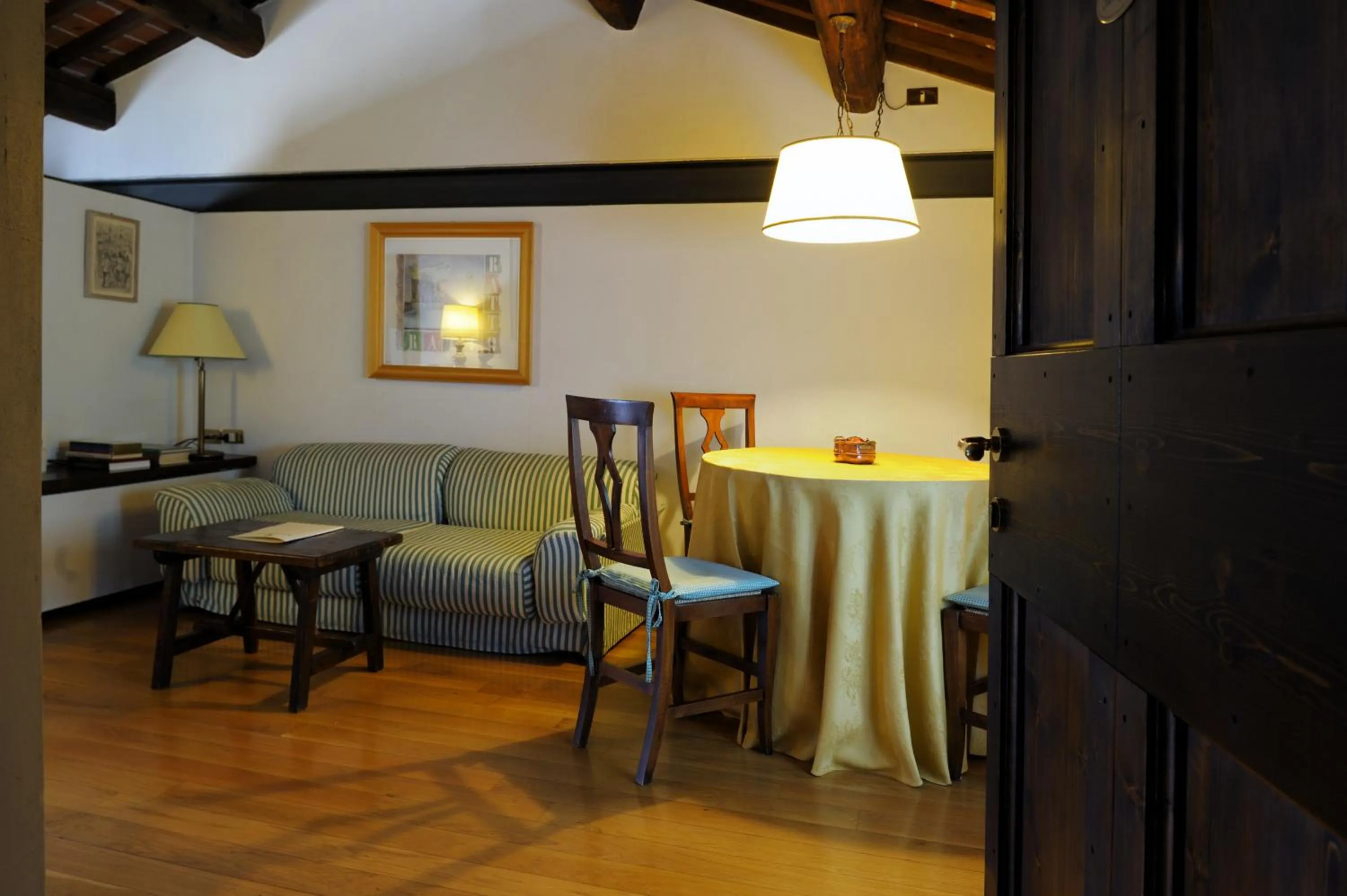 Living room in La Foresteria Serego Alighieri