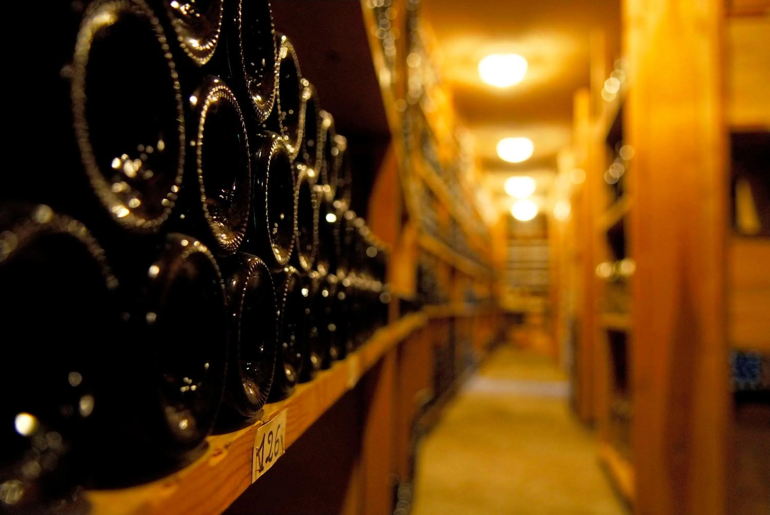 Restaurant/places to eat in Logis Hôtel - Restaurant Maison Claude Darroze