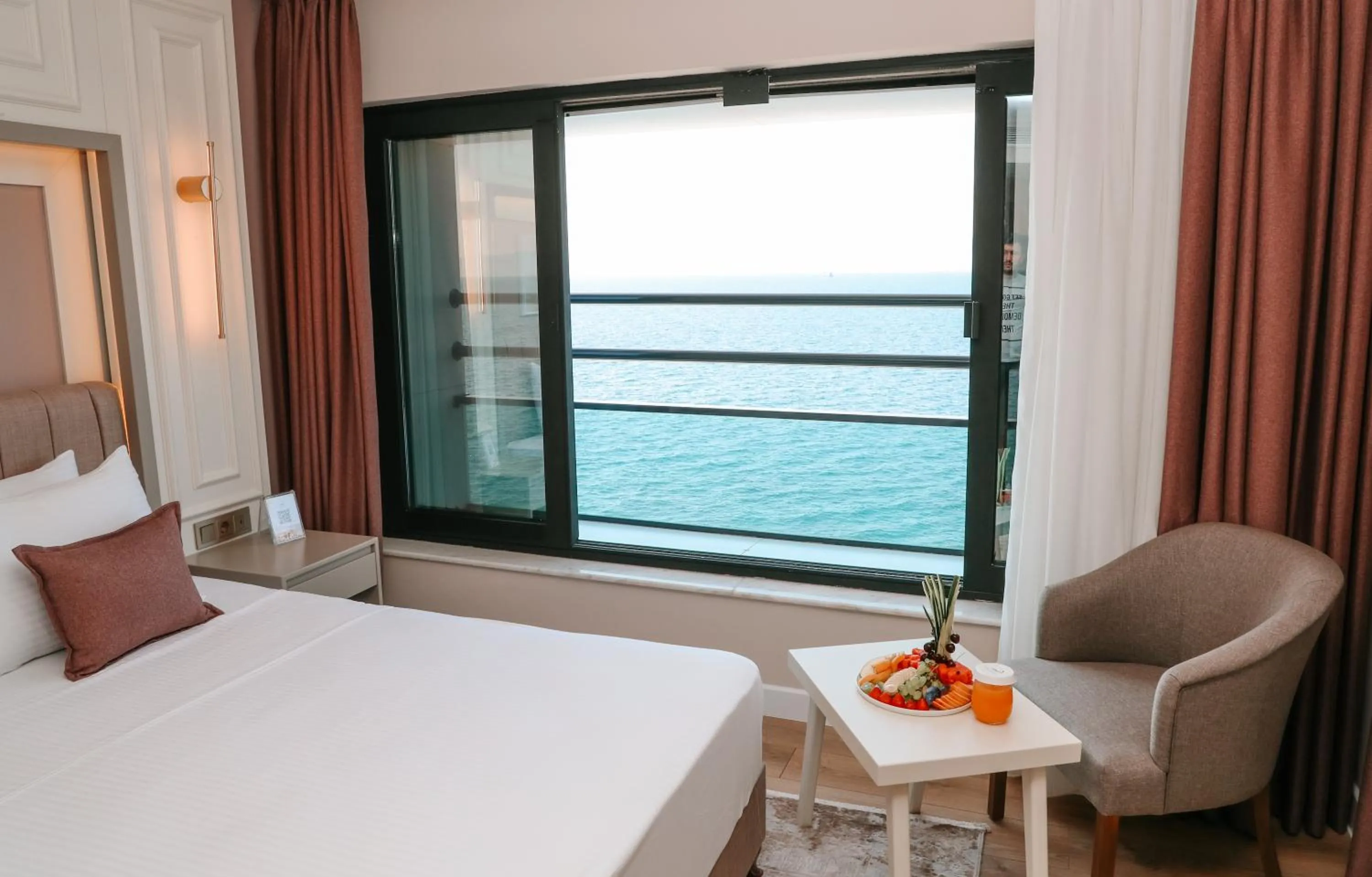 View (from property/room), Bed in Vira Otel Suites