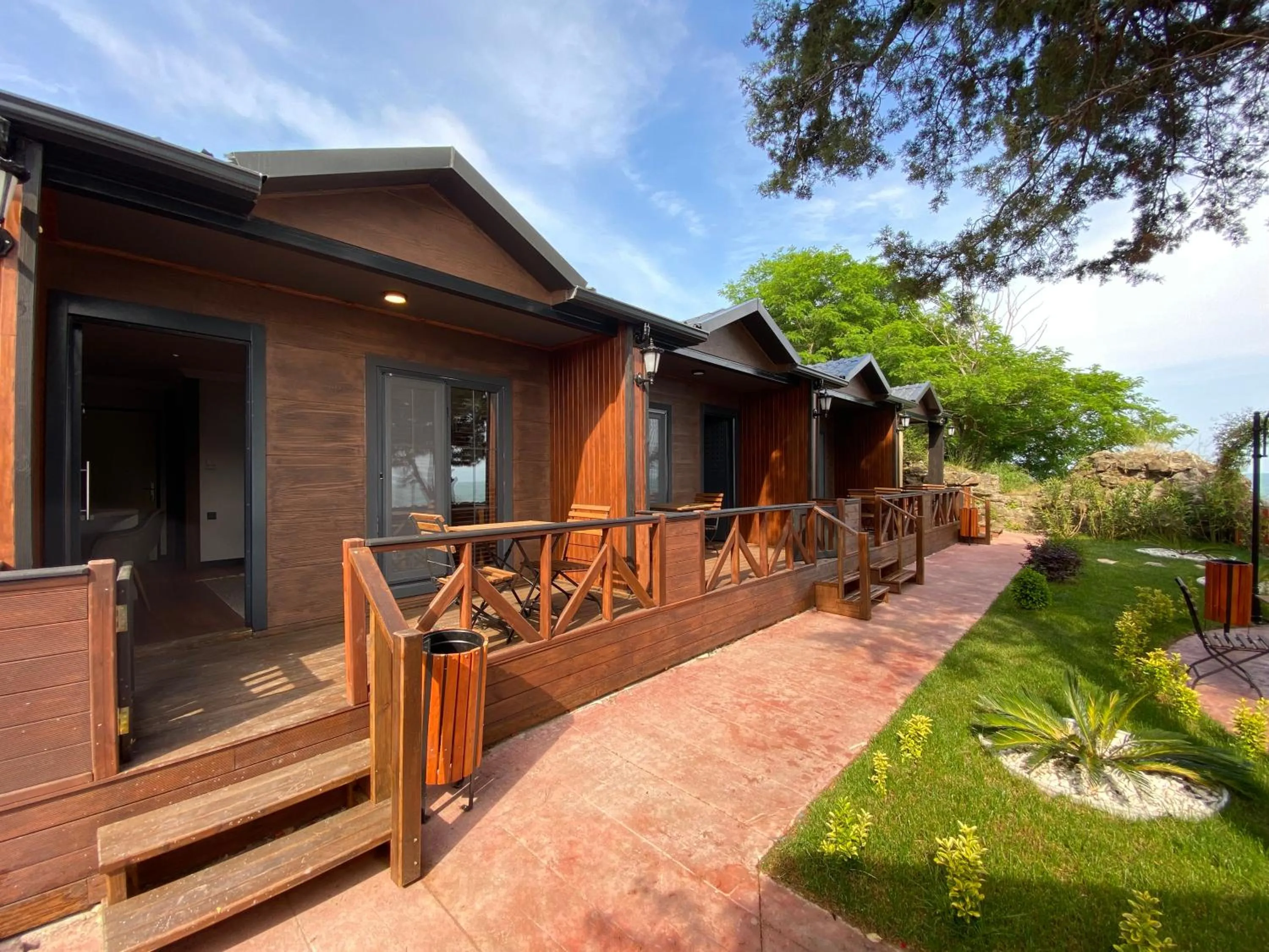 Garden in Vira Otel Suites