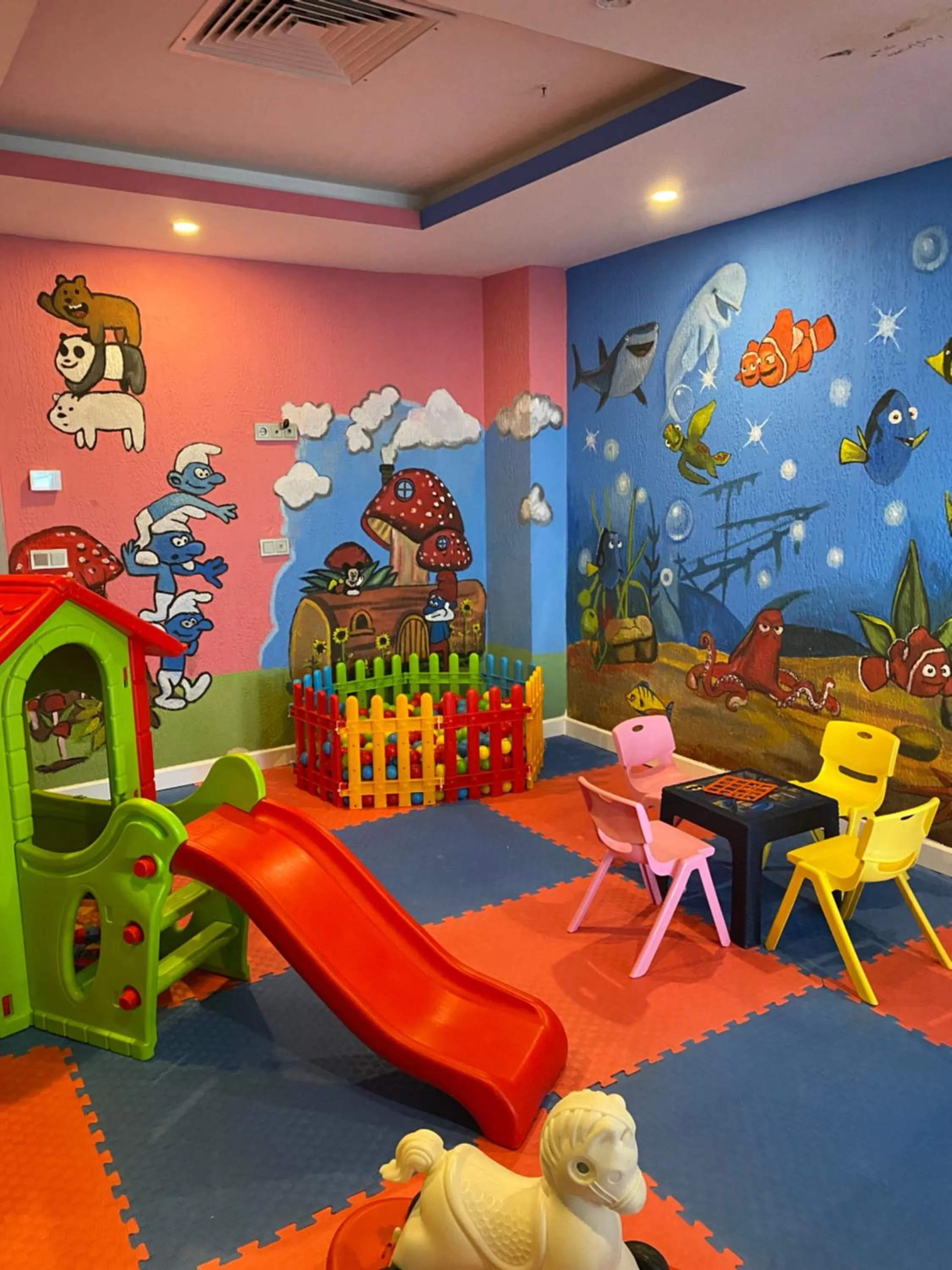 Kids's club in Vira Otel Suites