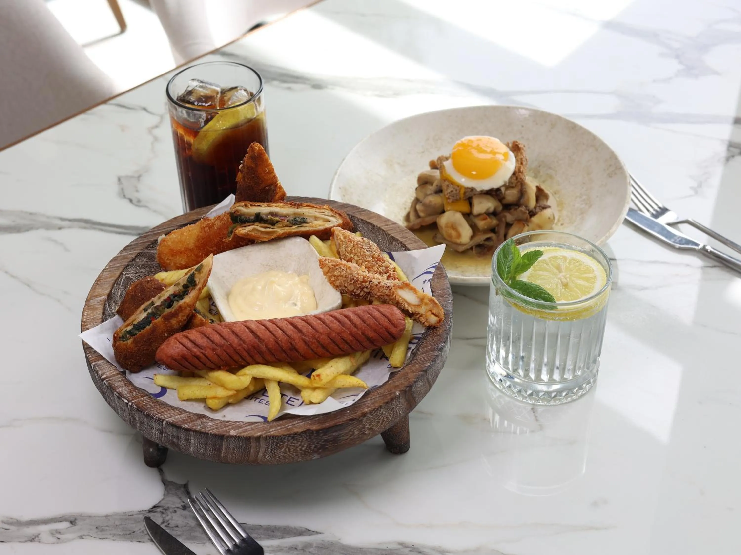 Food and drinks in Vira Otel Suites