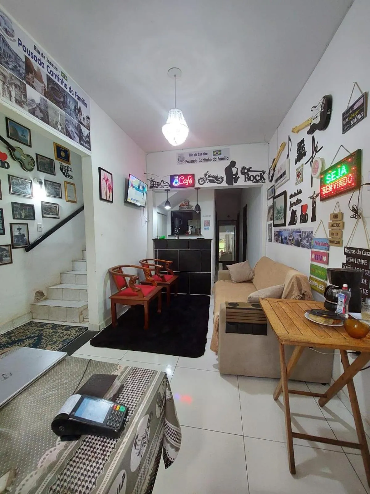 TV and multimedia in Pousada Cantinho da Família