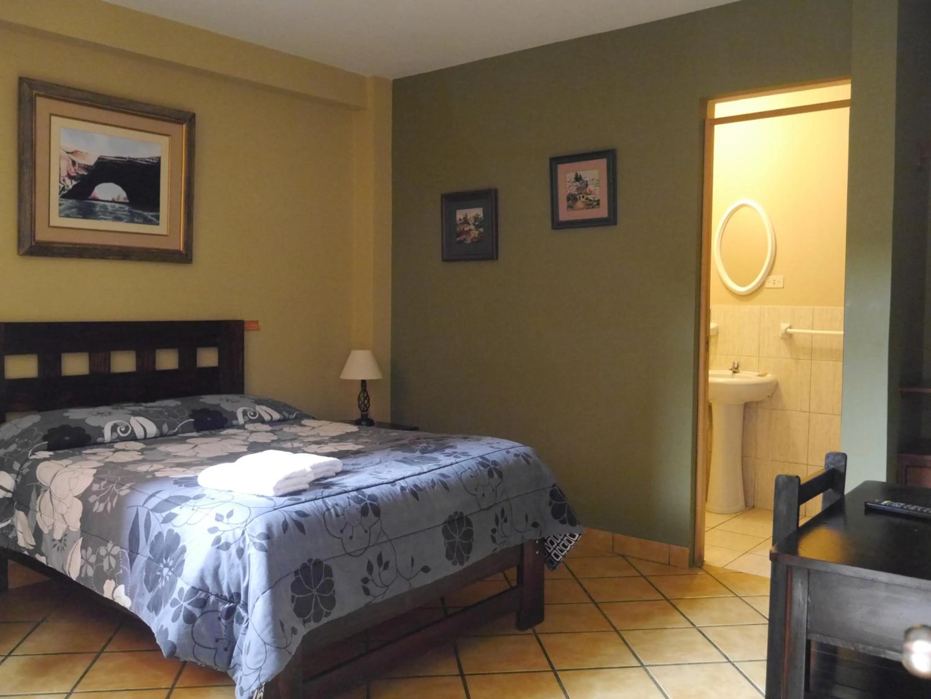 Photo of the whole room, Bed in Hostal Tambo Colorado