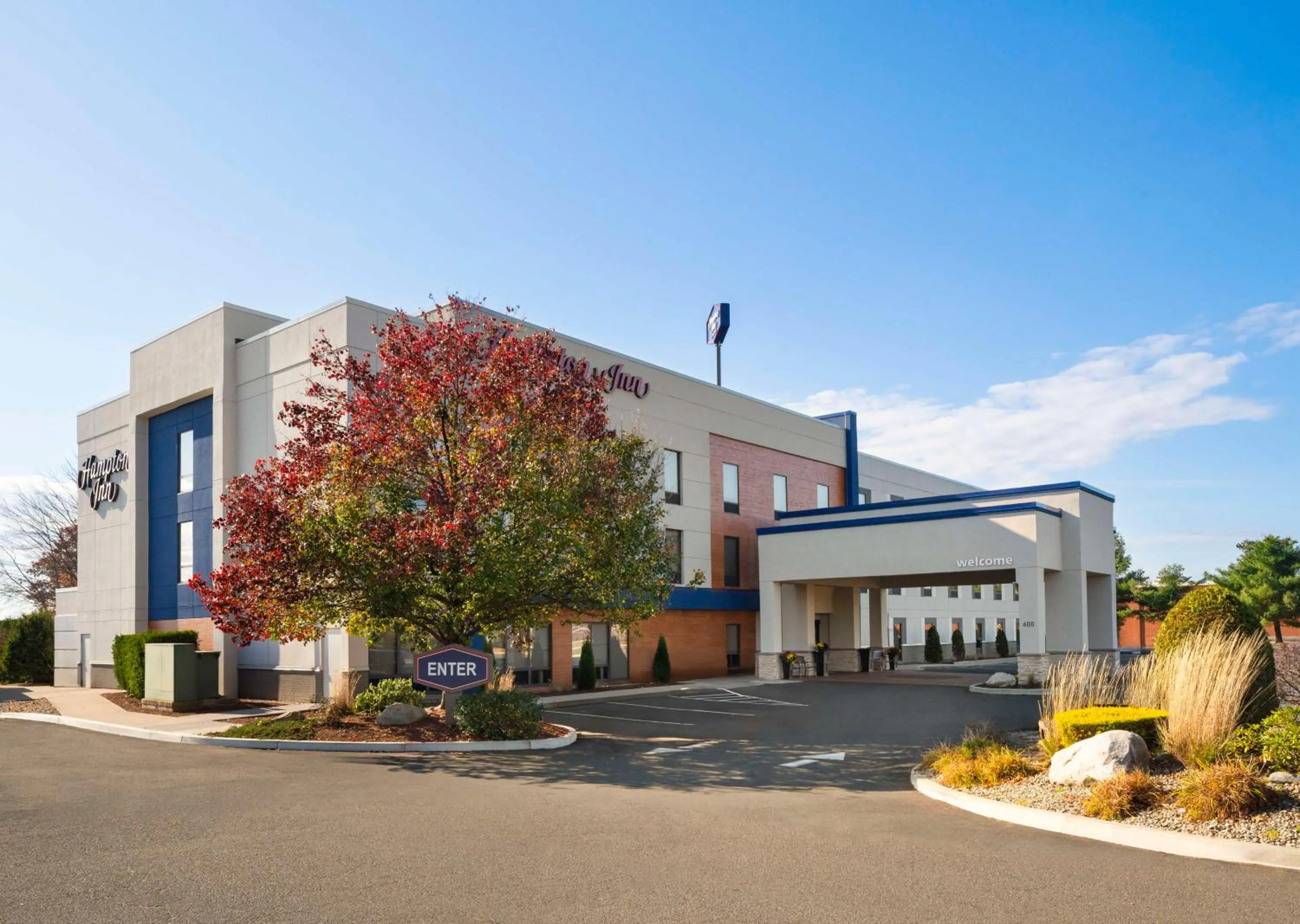 Property building in Hampton Inn Chicopee - Springfield