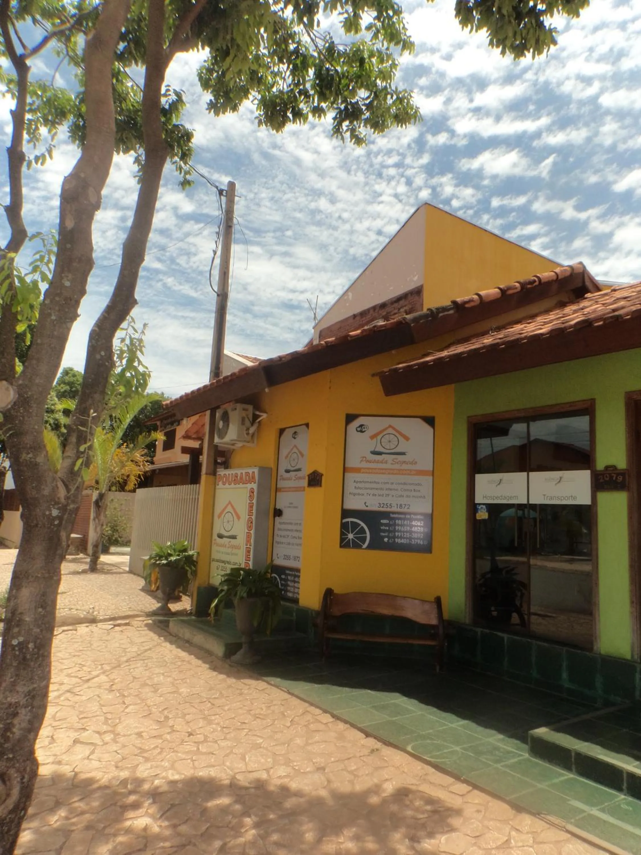 Facade/entrance in Pousada Segredo